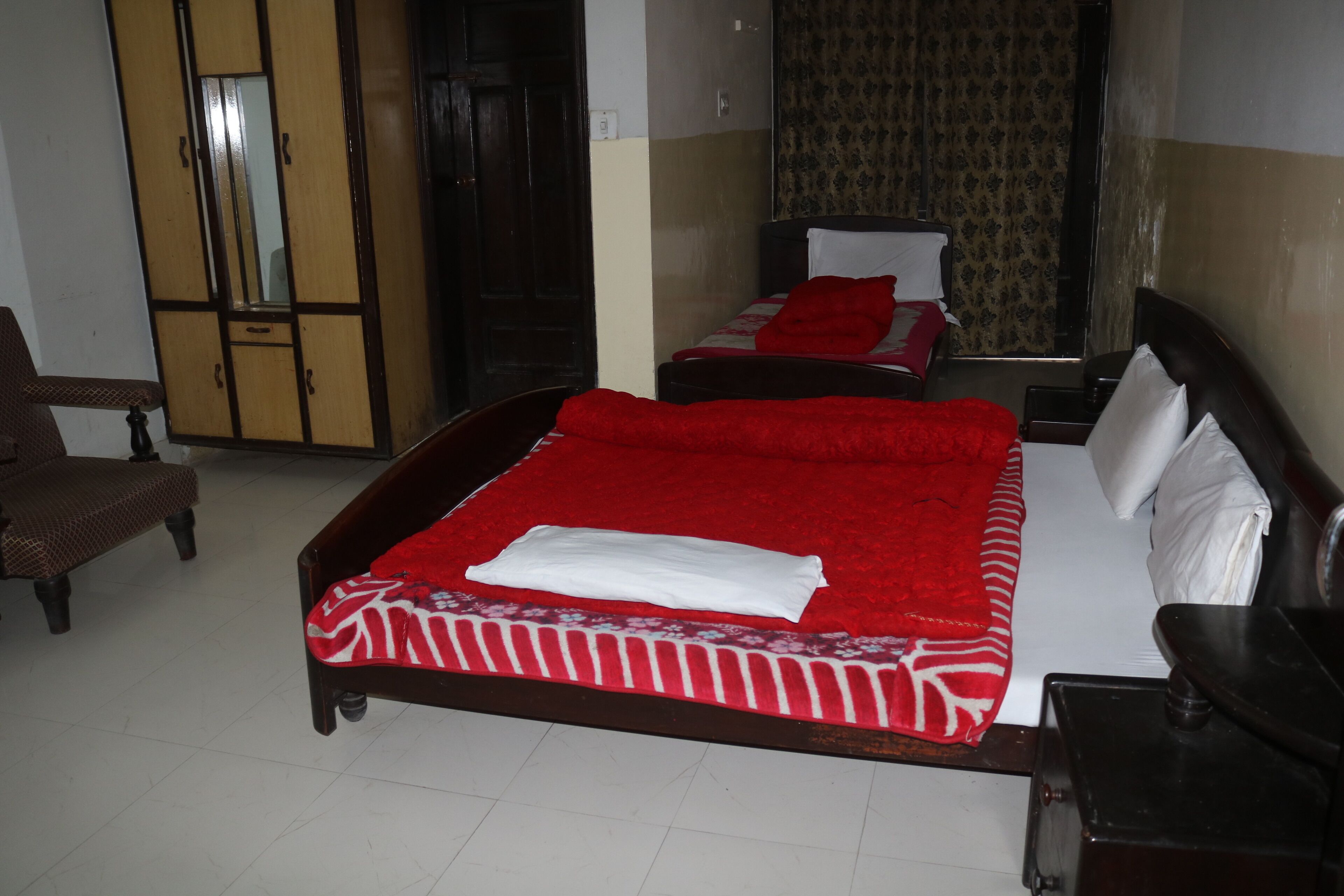 Hotel Dynasty Murree