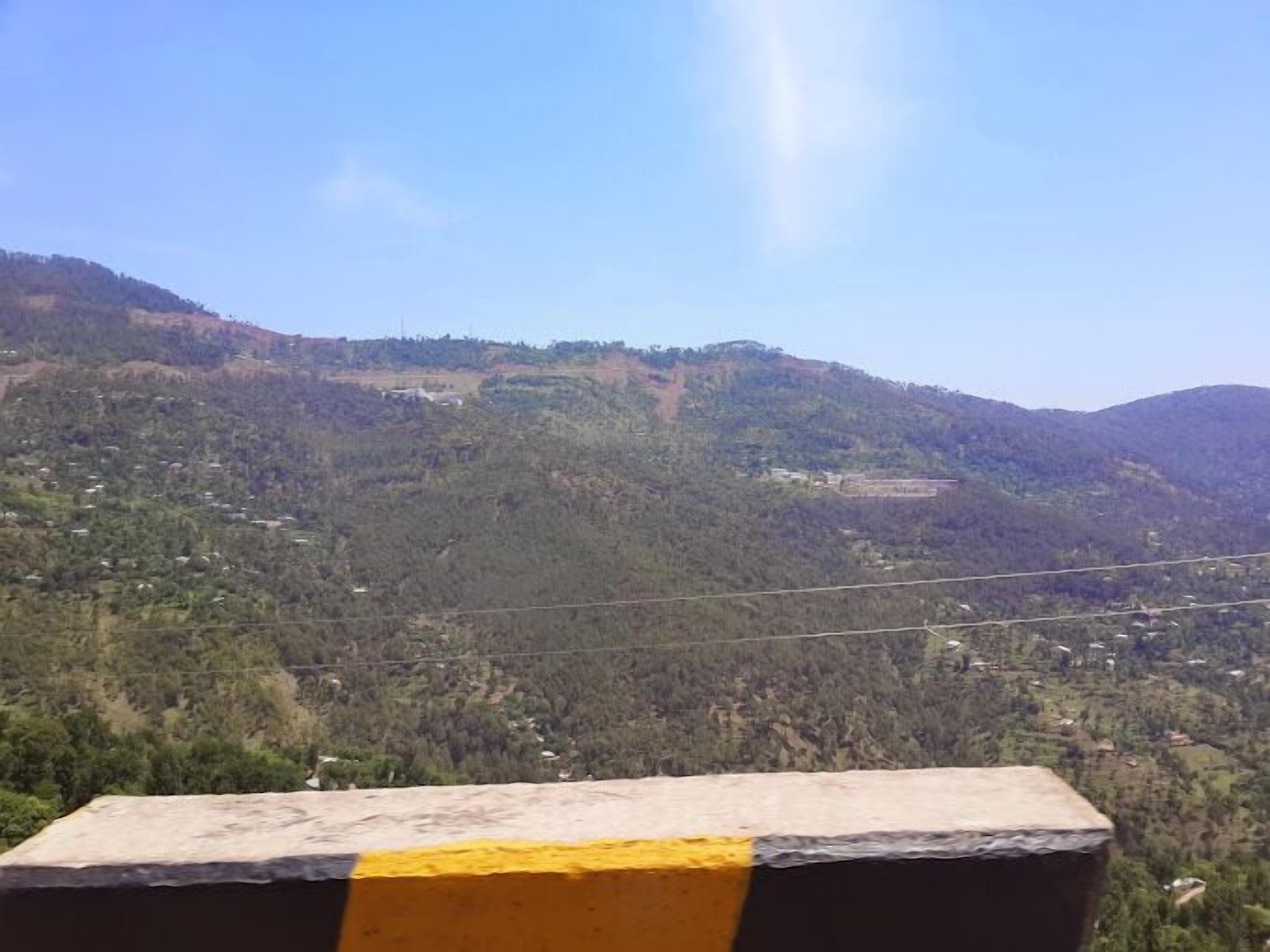 Hotel Fakhar International Murree