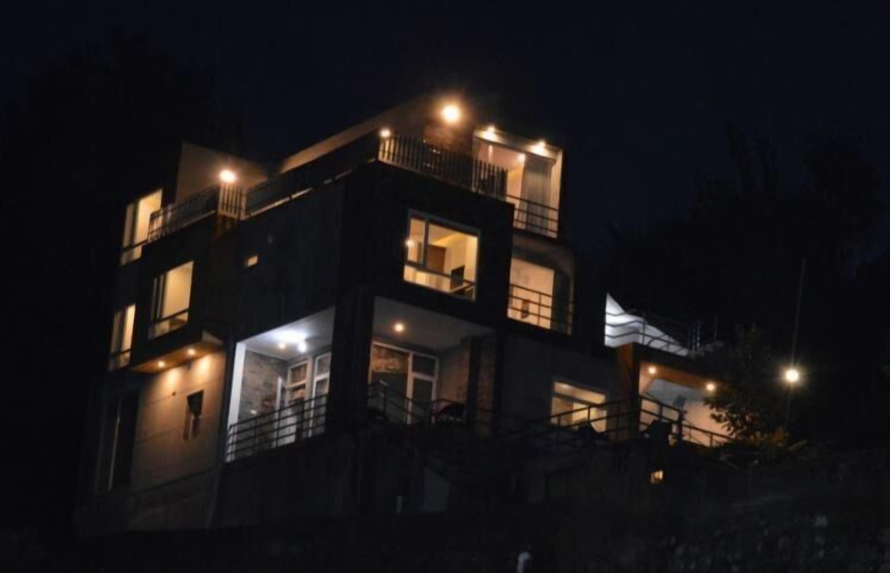 Midway Murree