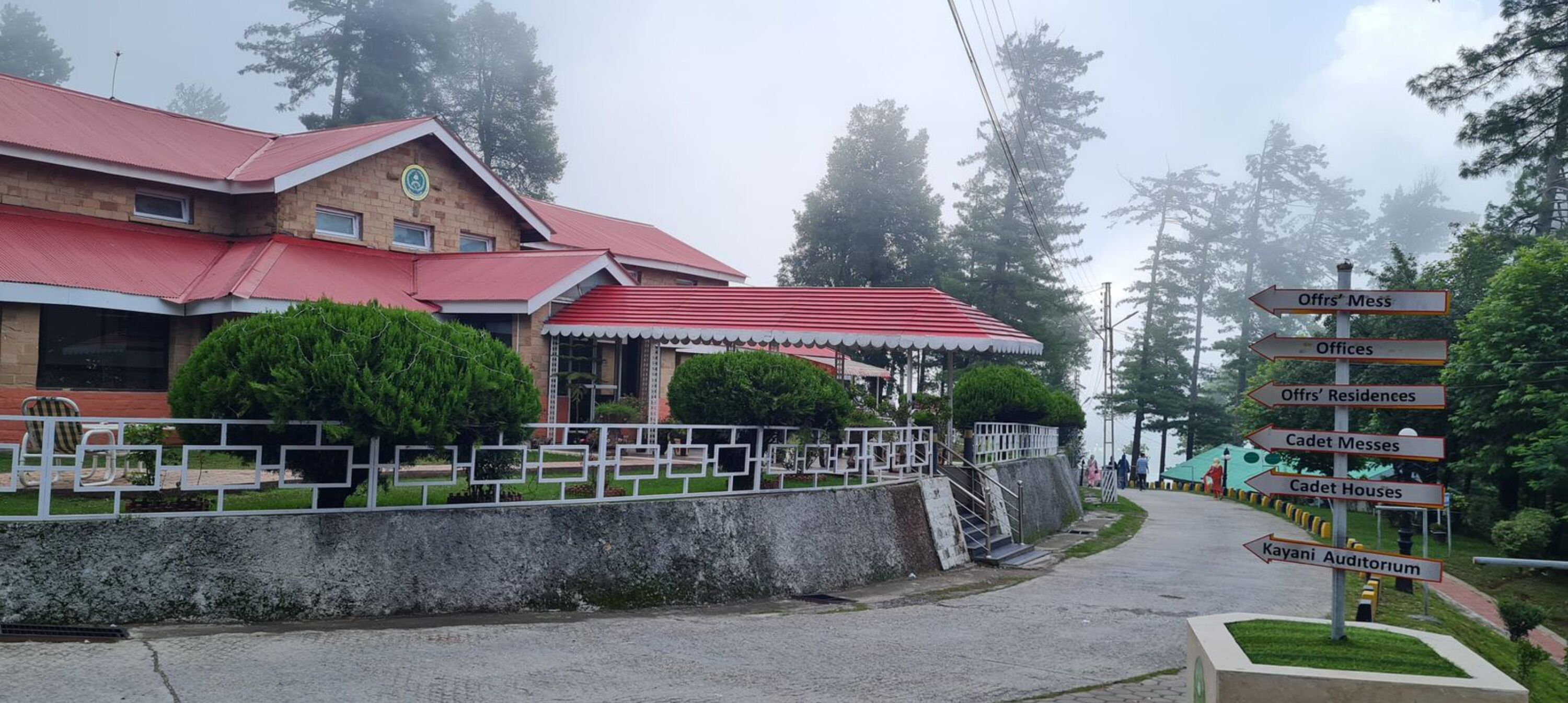 Sapphire Hut Mcm