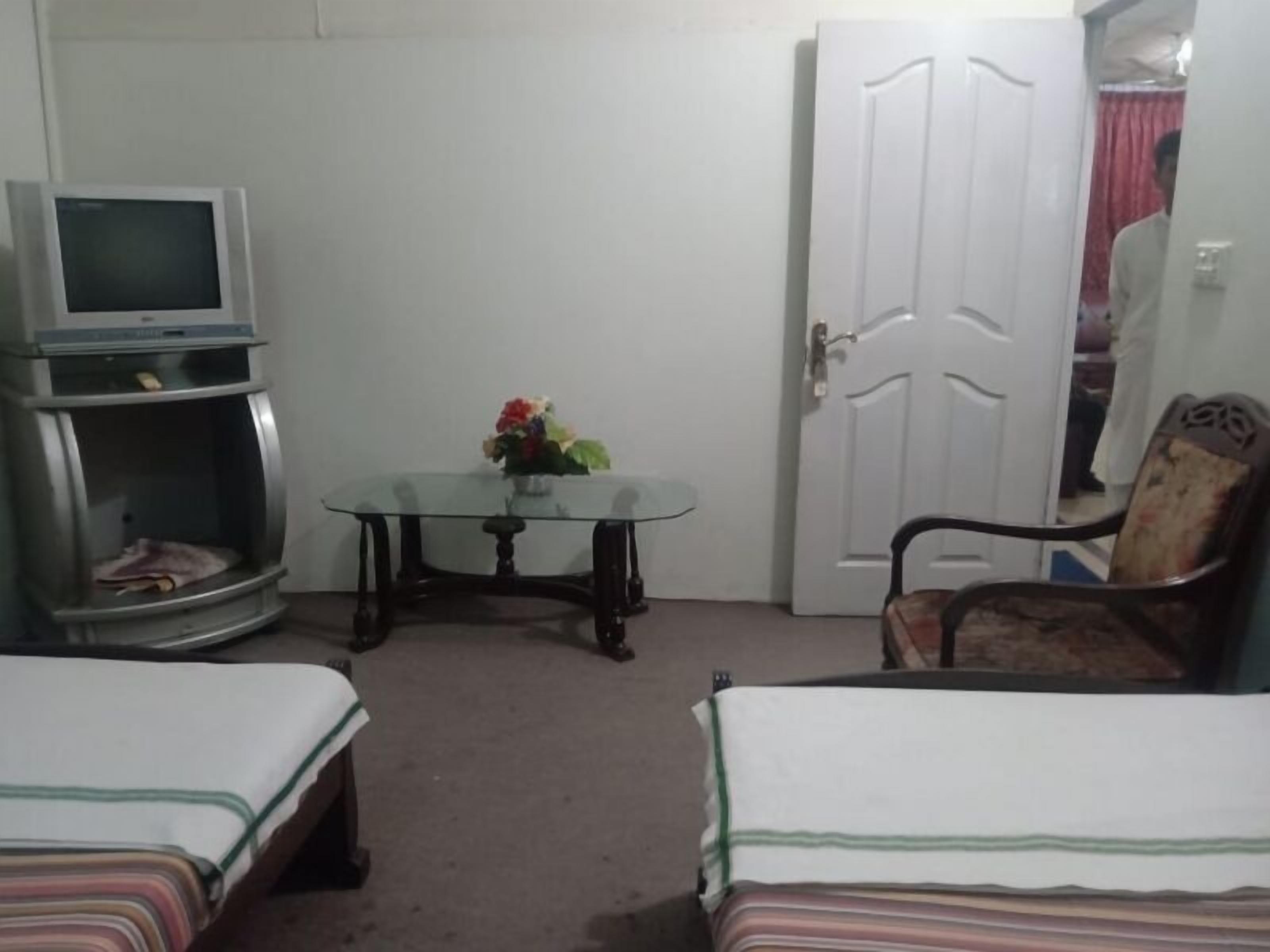 Umer Hotel and Restaurant