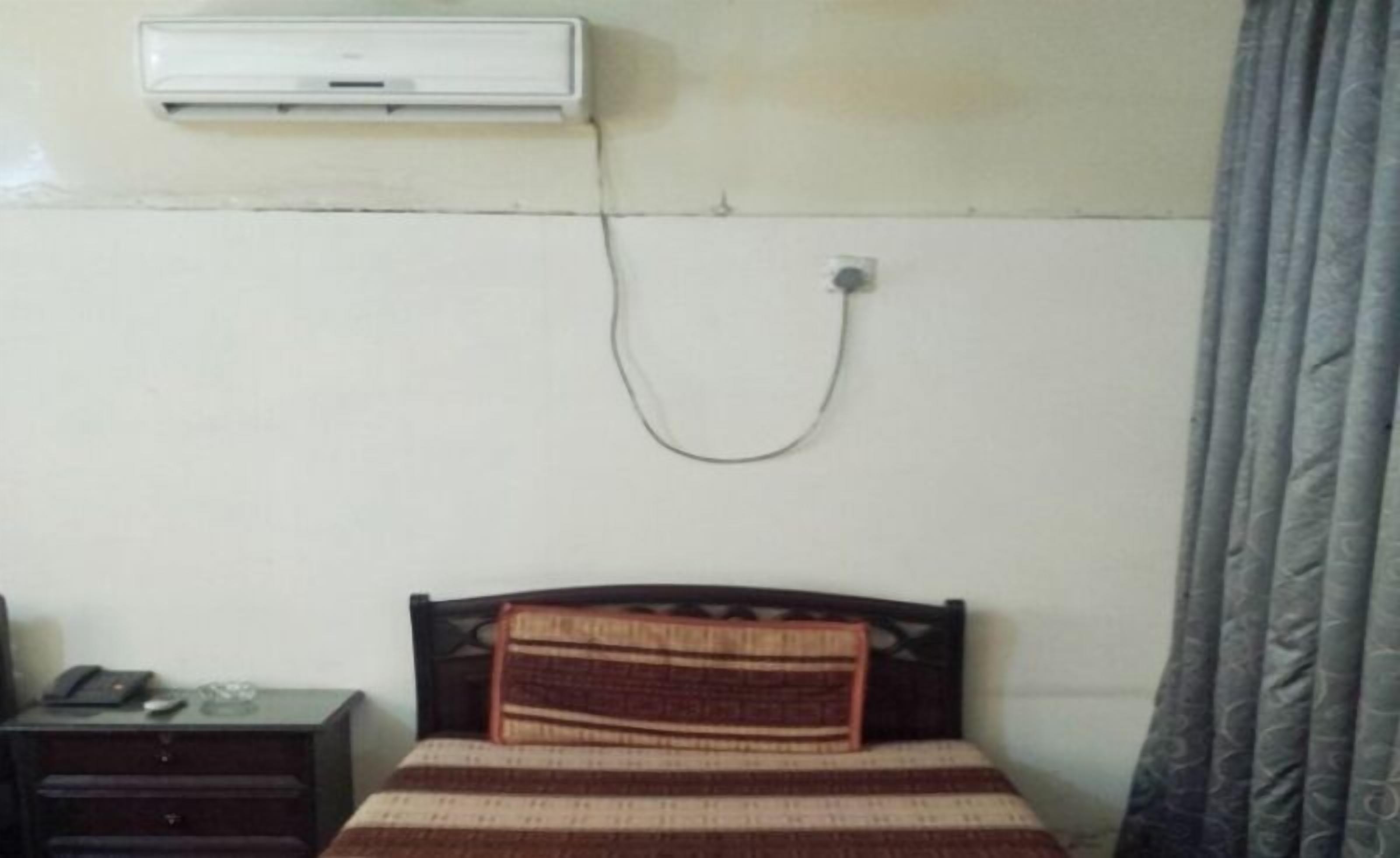 Umer Hotel and Restaurant