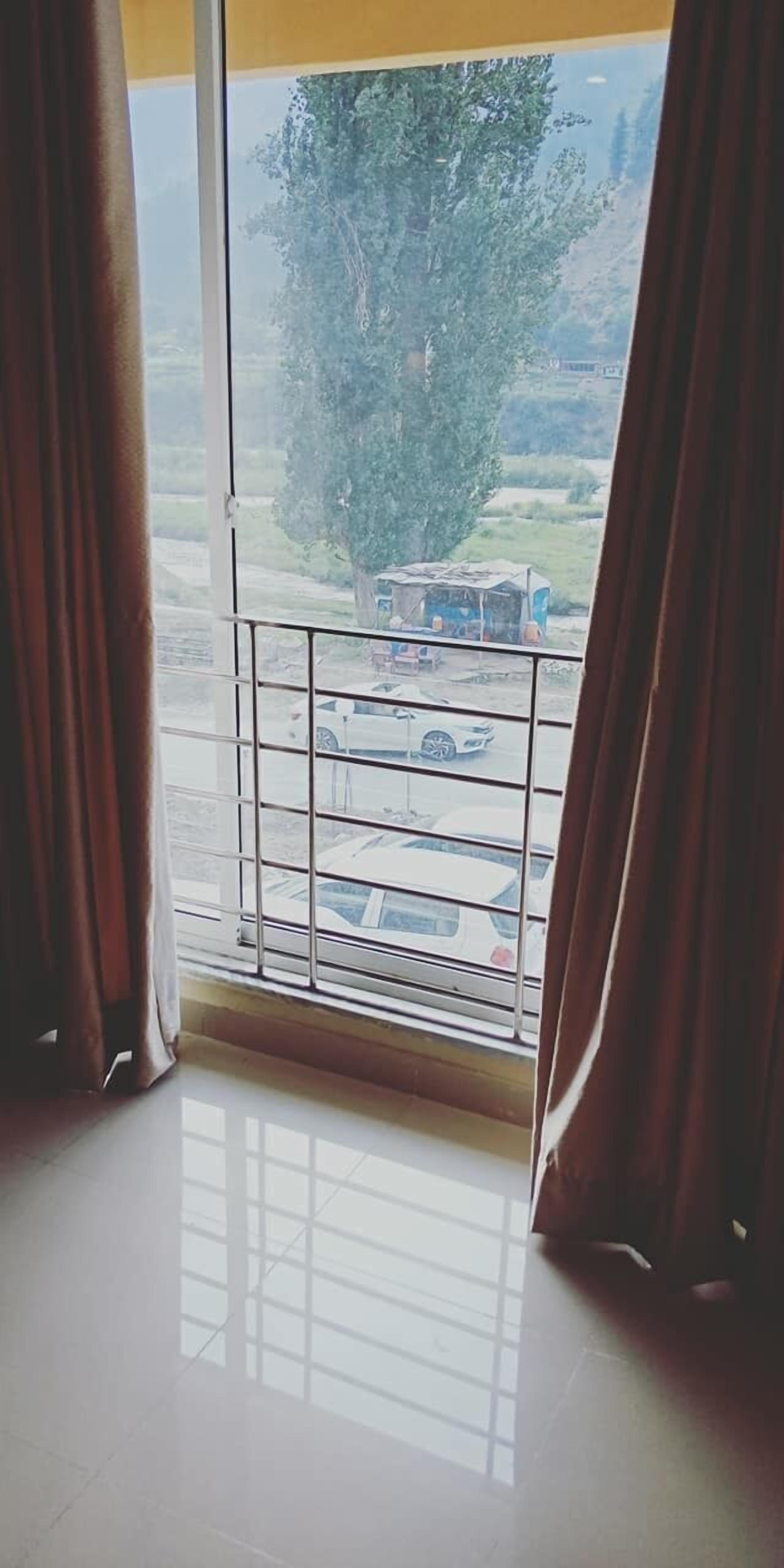 Manila Heights Hotel