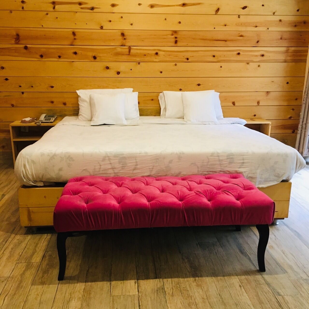 Snow Crest Lodges