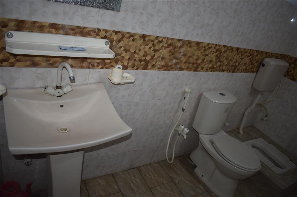 Royal Inn Guest House