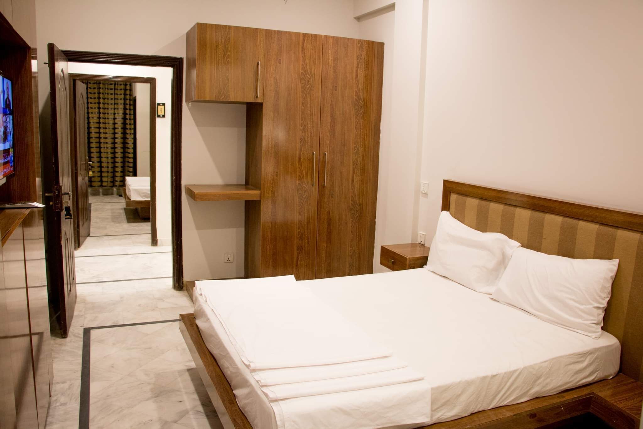 Pine View Hotel