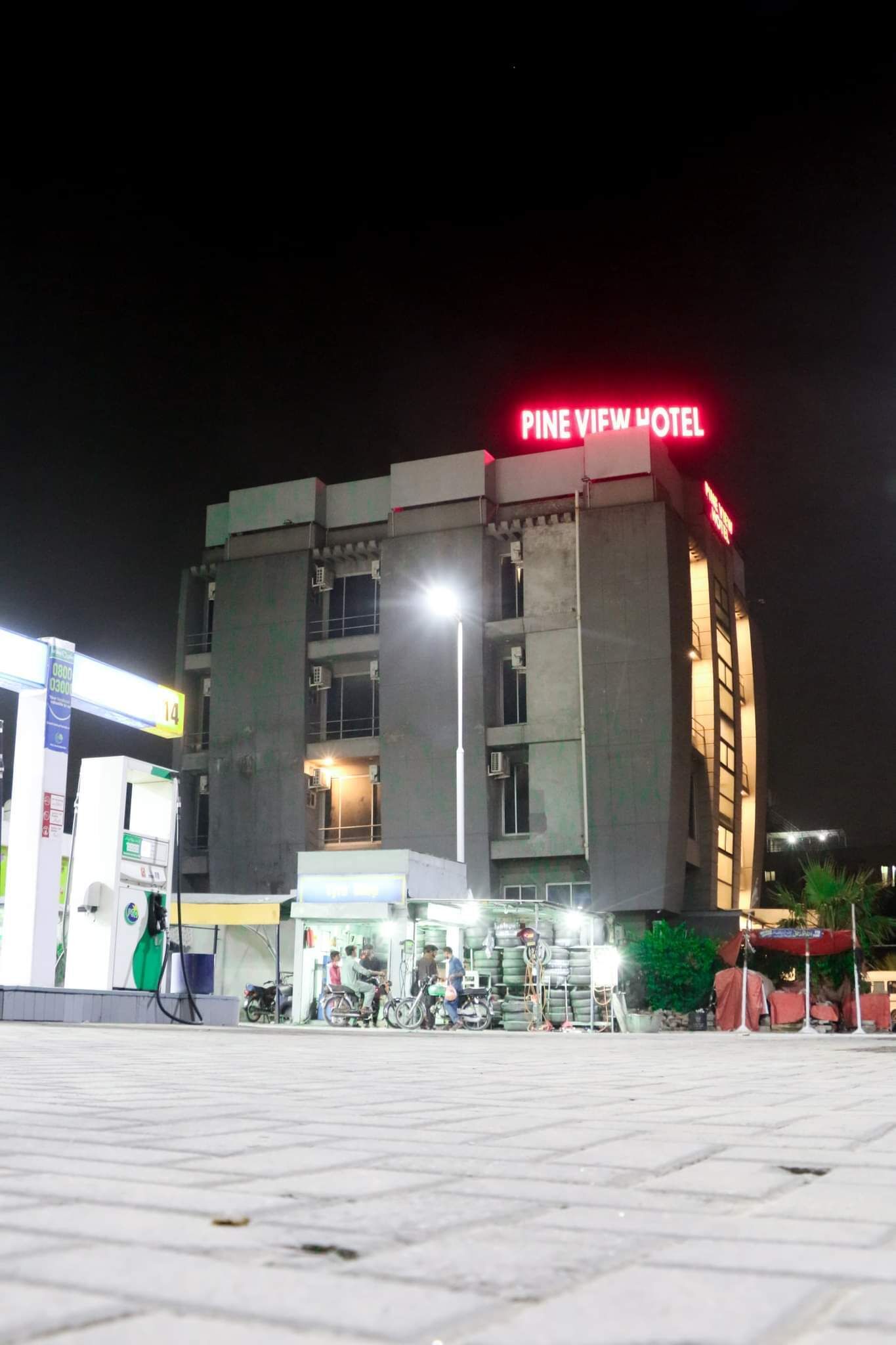 Pine View Hotel