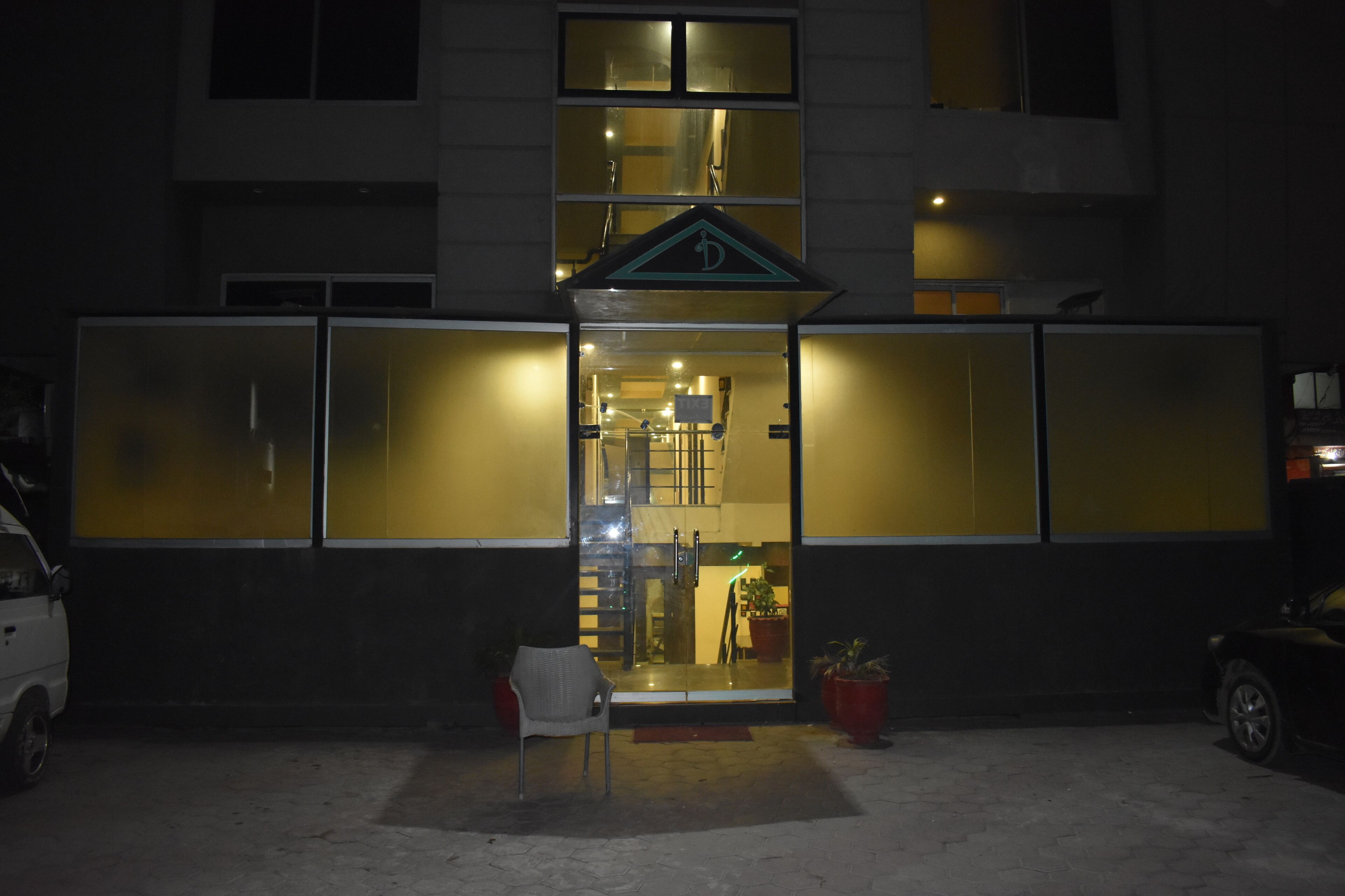 Pine View Hotel