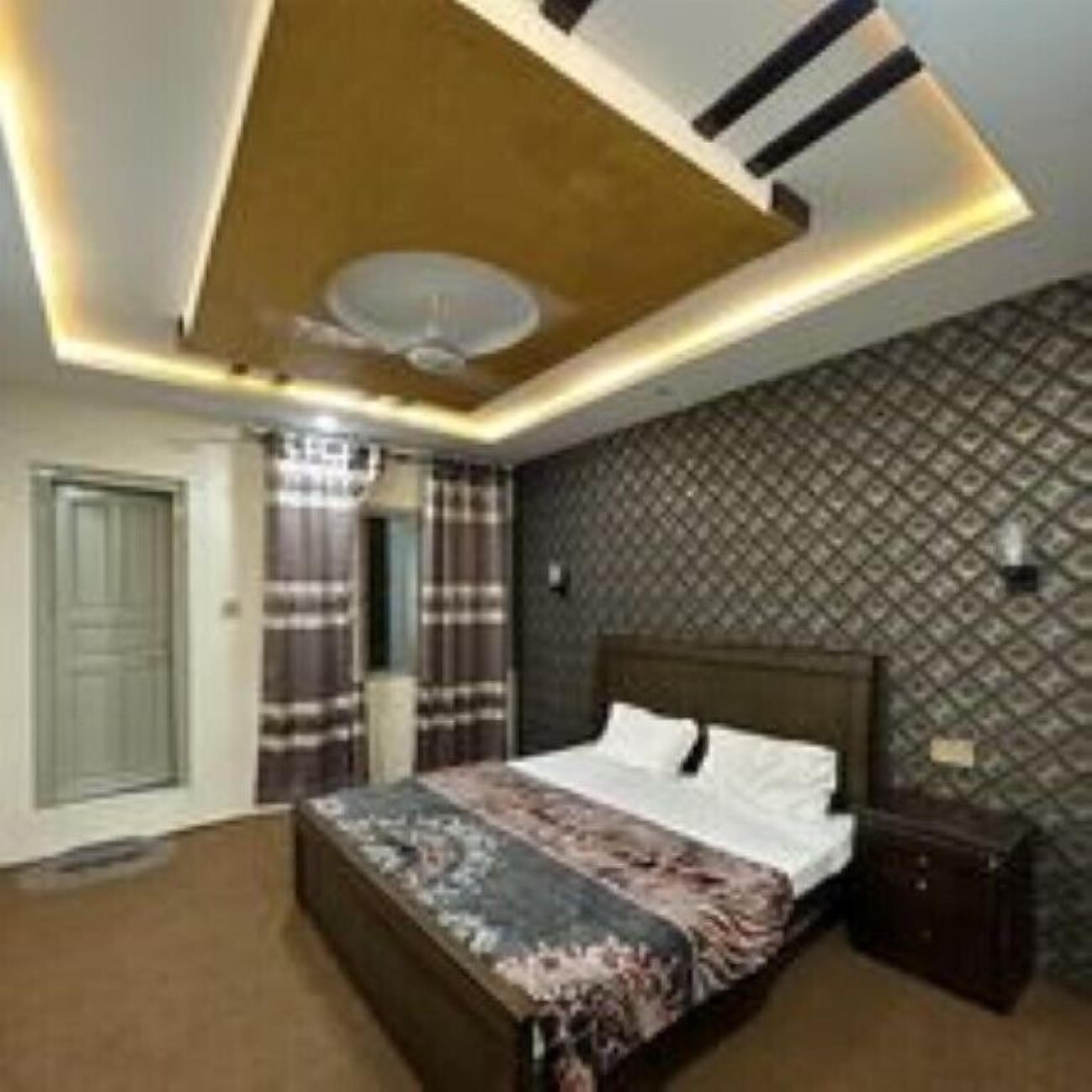 Al Madina Hotel Skardu