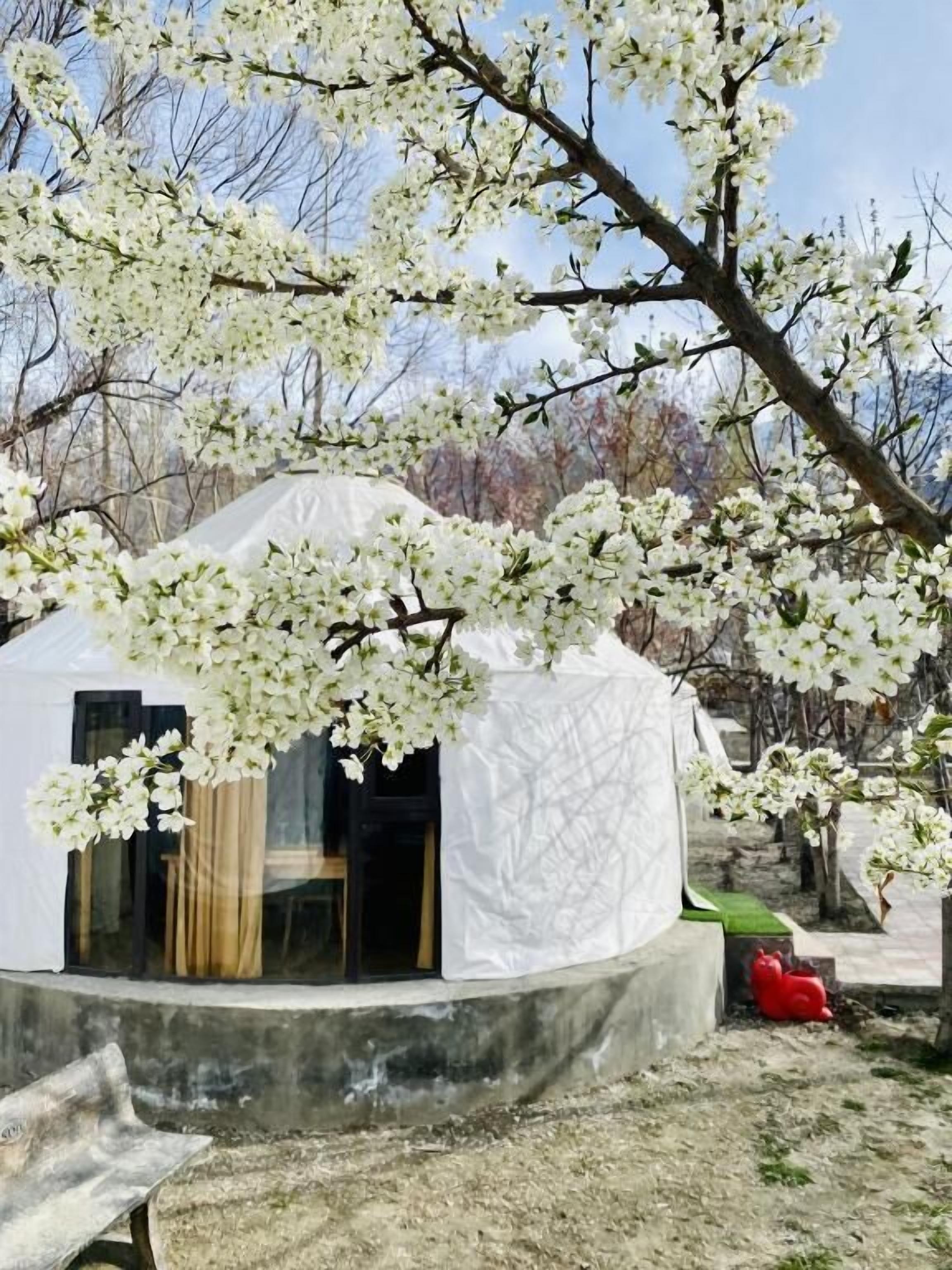 APEX Le Yurt Skardu