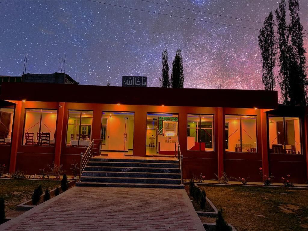Desert One Hotel