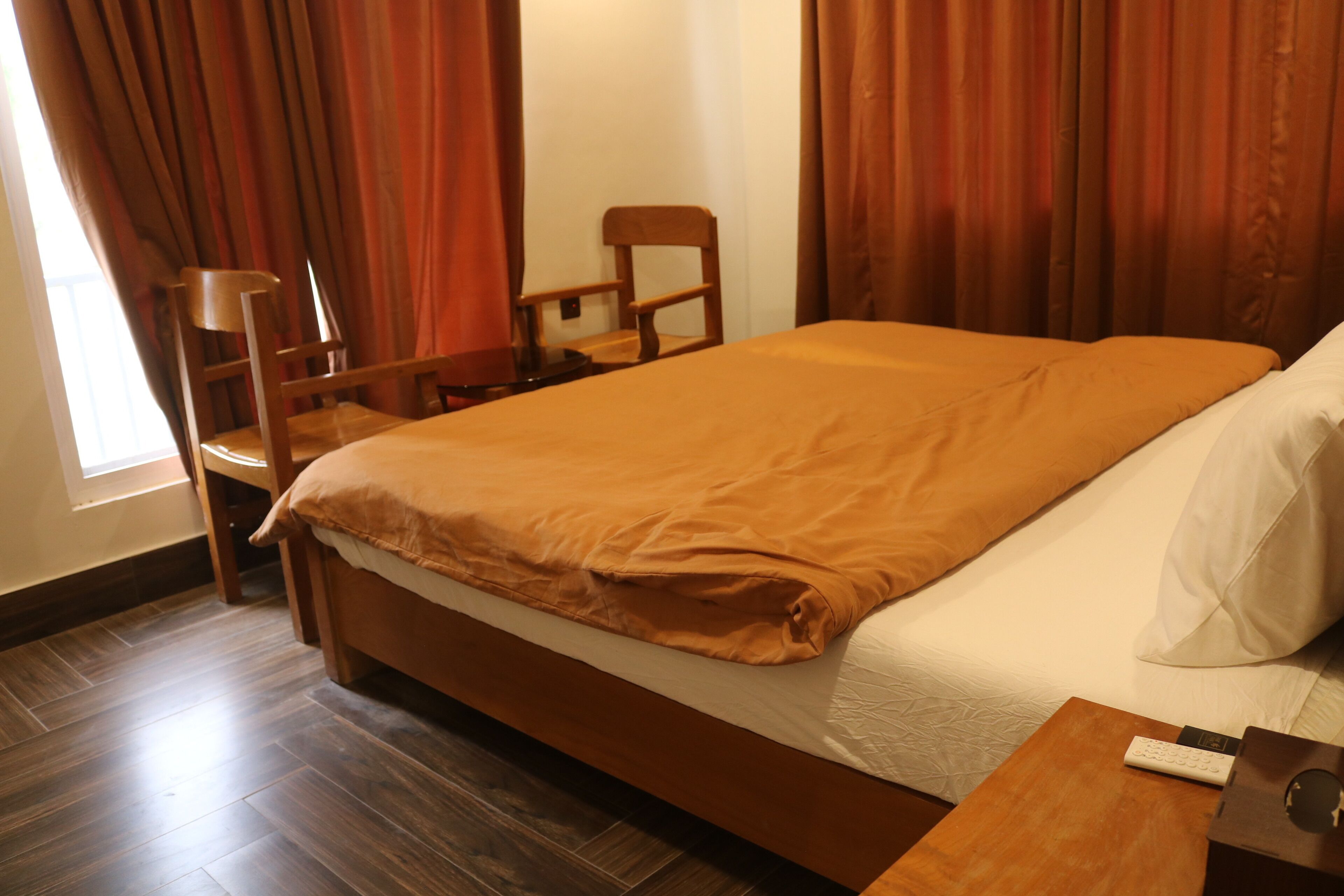 Hotel Luxy
