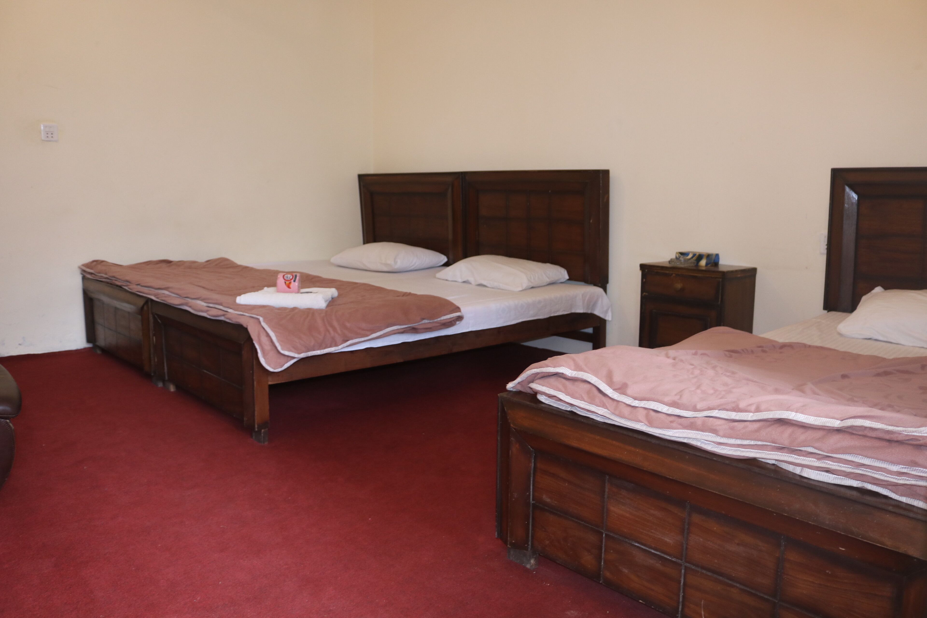 Kachura Inn Hotel