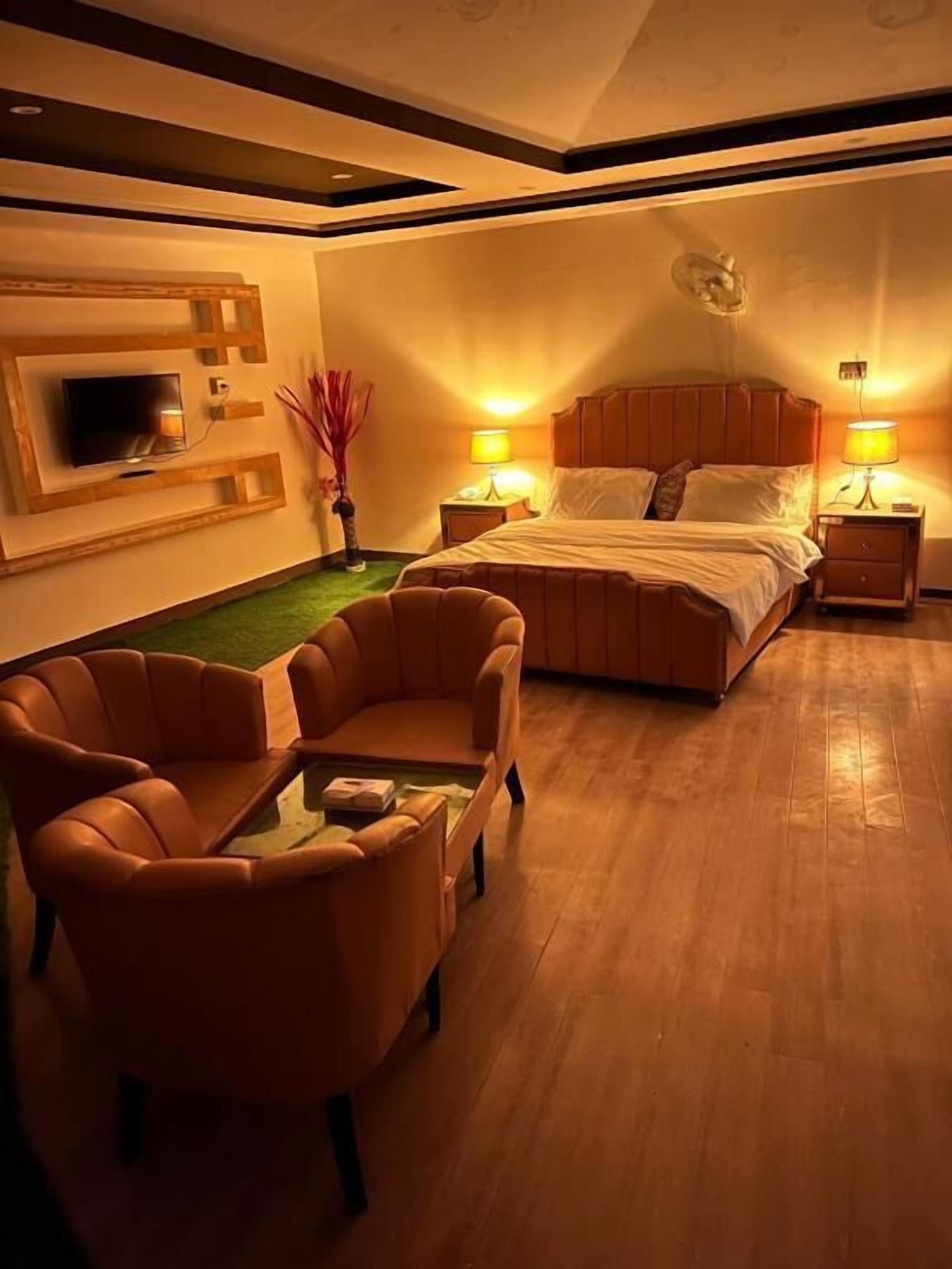 Polo Land Hotel Skardu