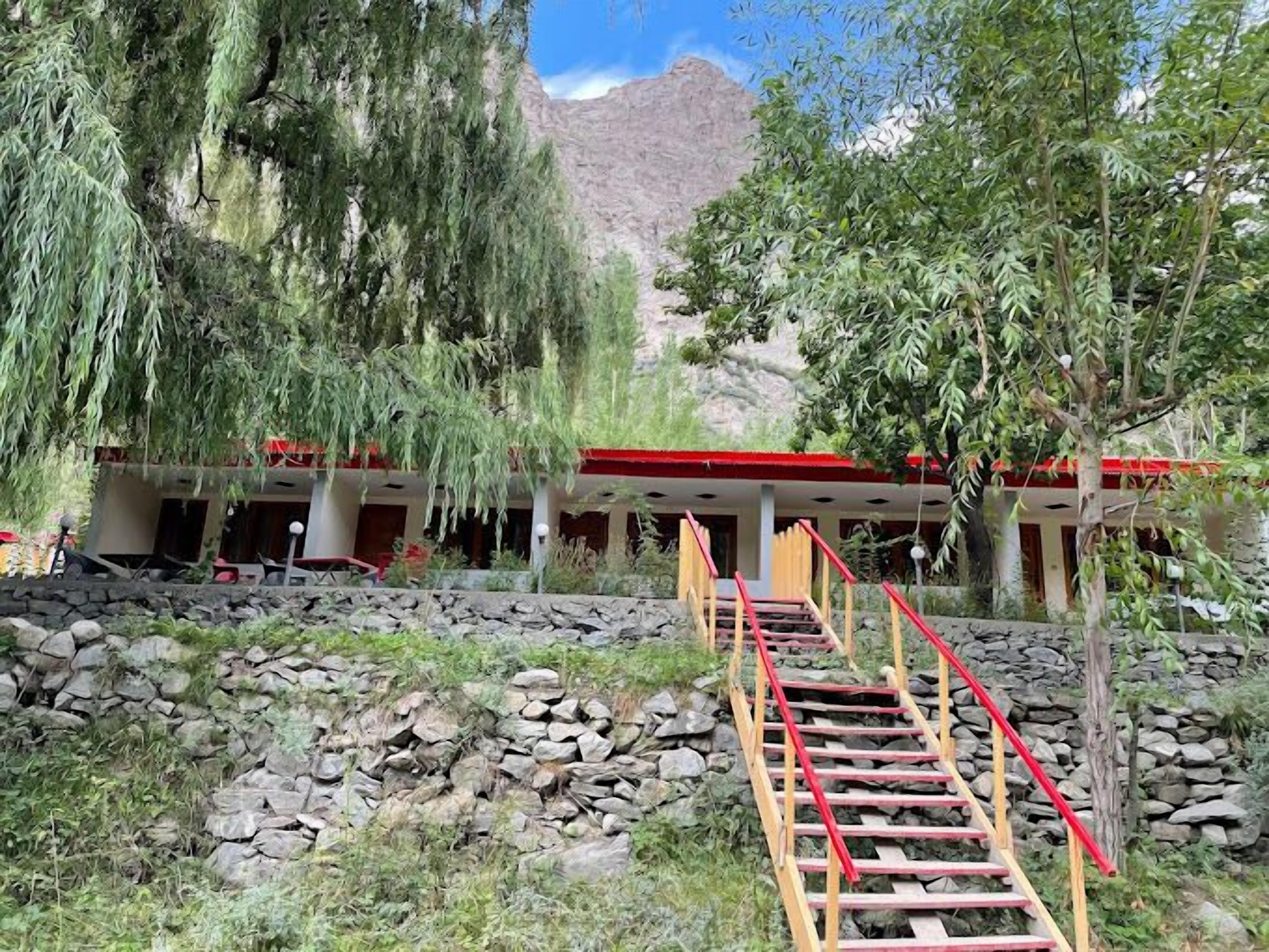 SHAHI Resort Kachura