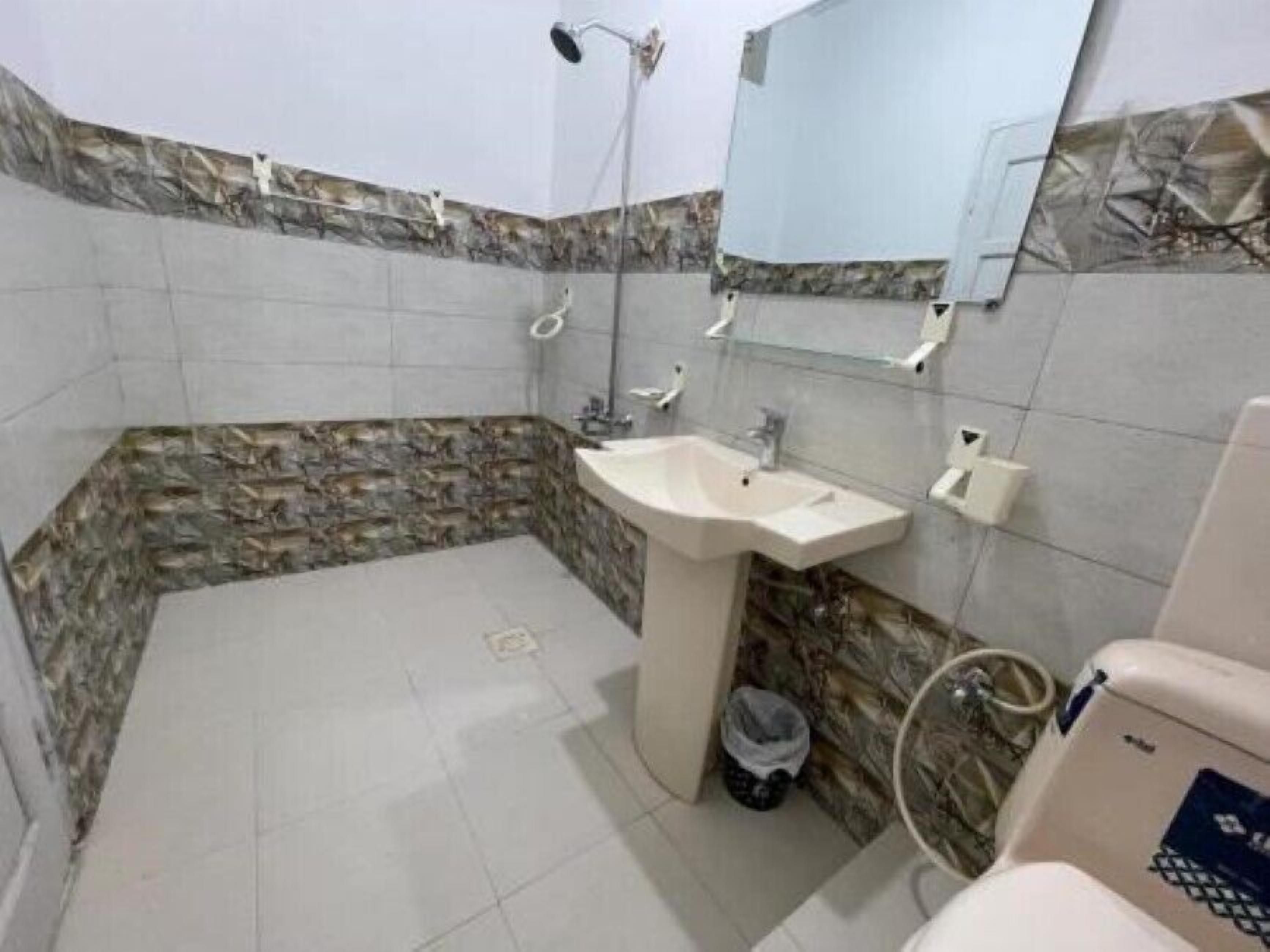 Skardu Saraye Hotel & Resort