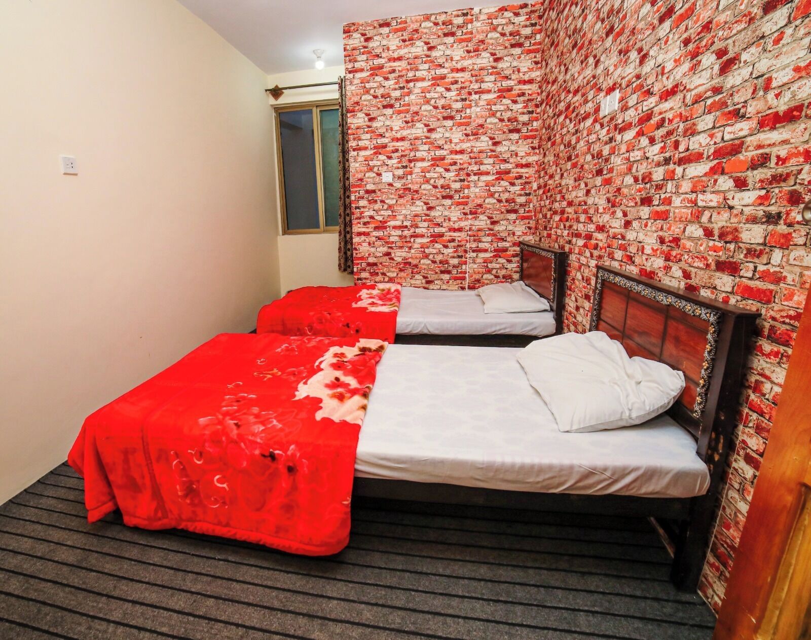 Yak Sarai Hotel