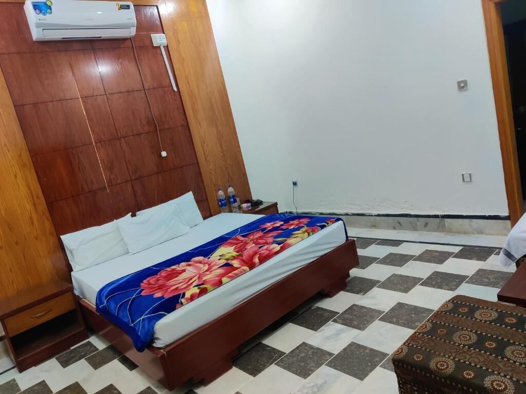 Comfort Rezidor Guest House