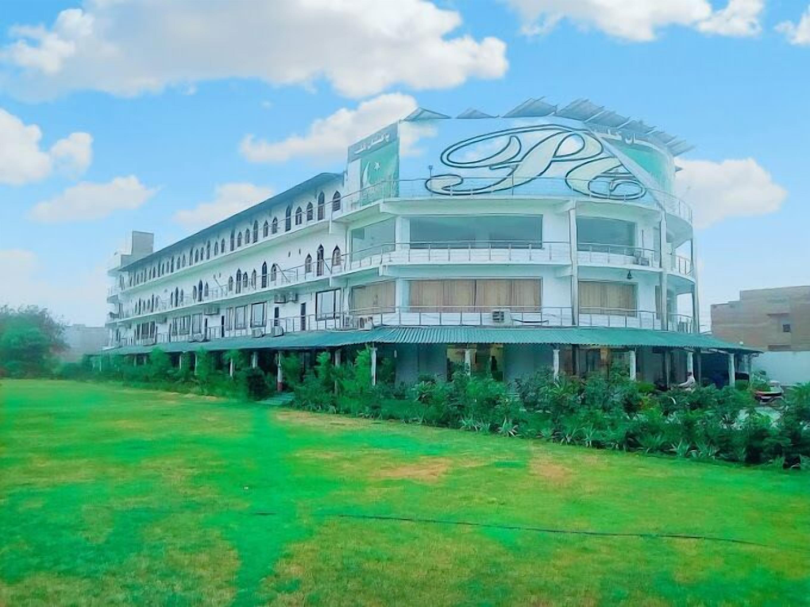 Pakistan Club Inn
