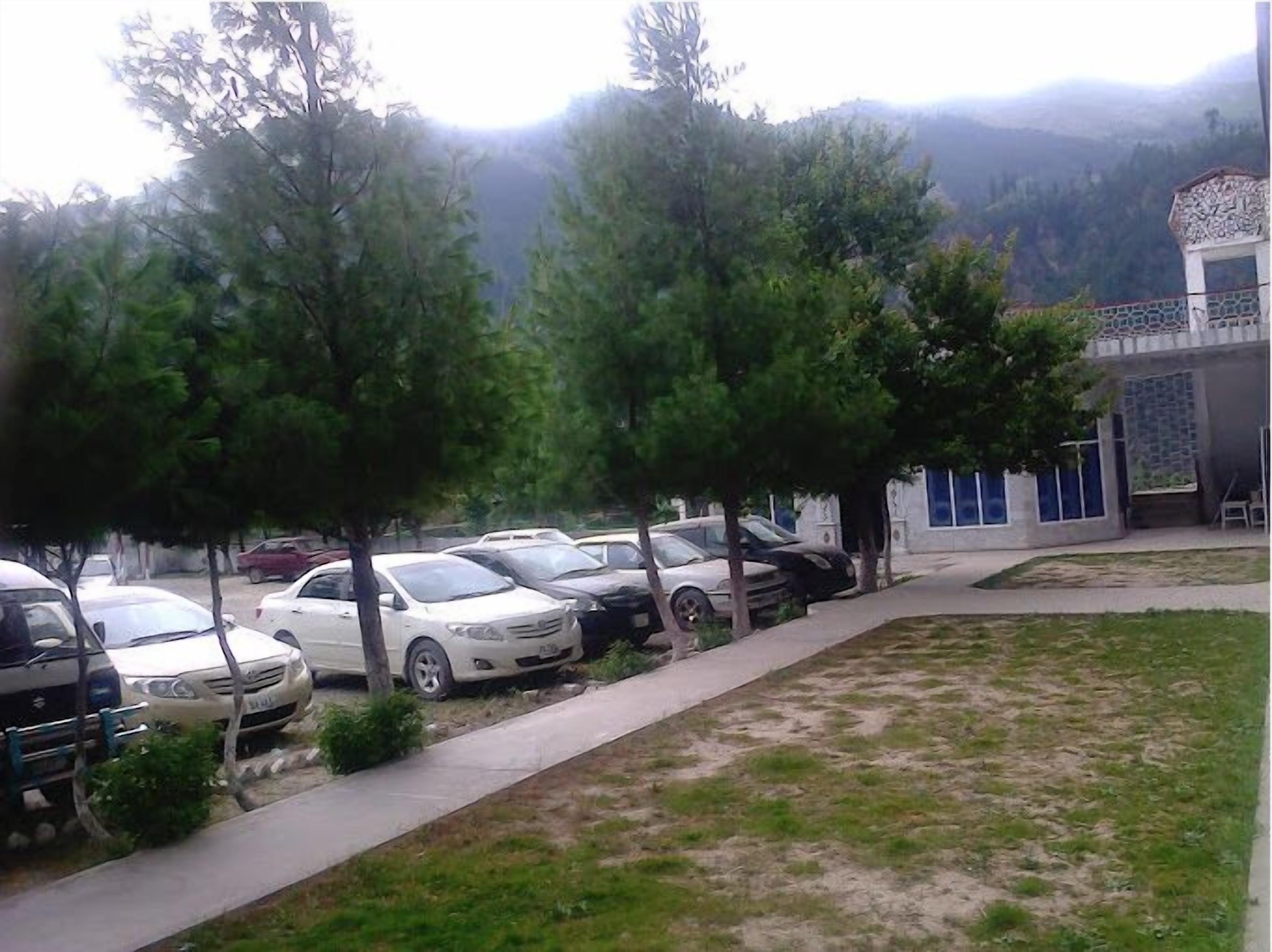 Hotel Al-Hamood