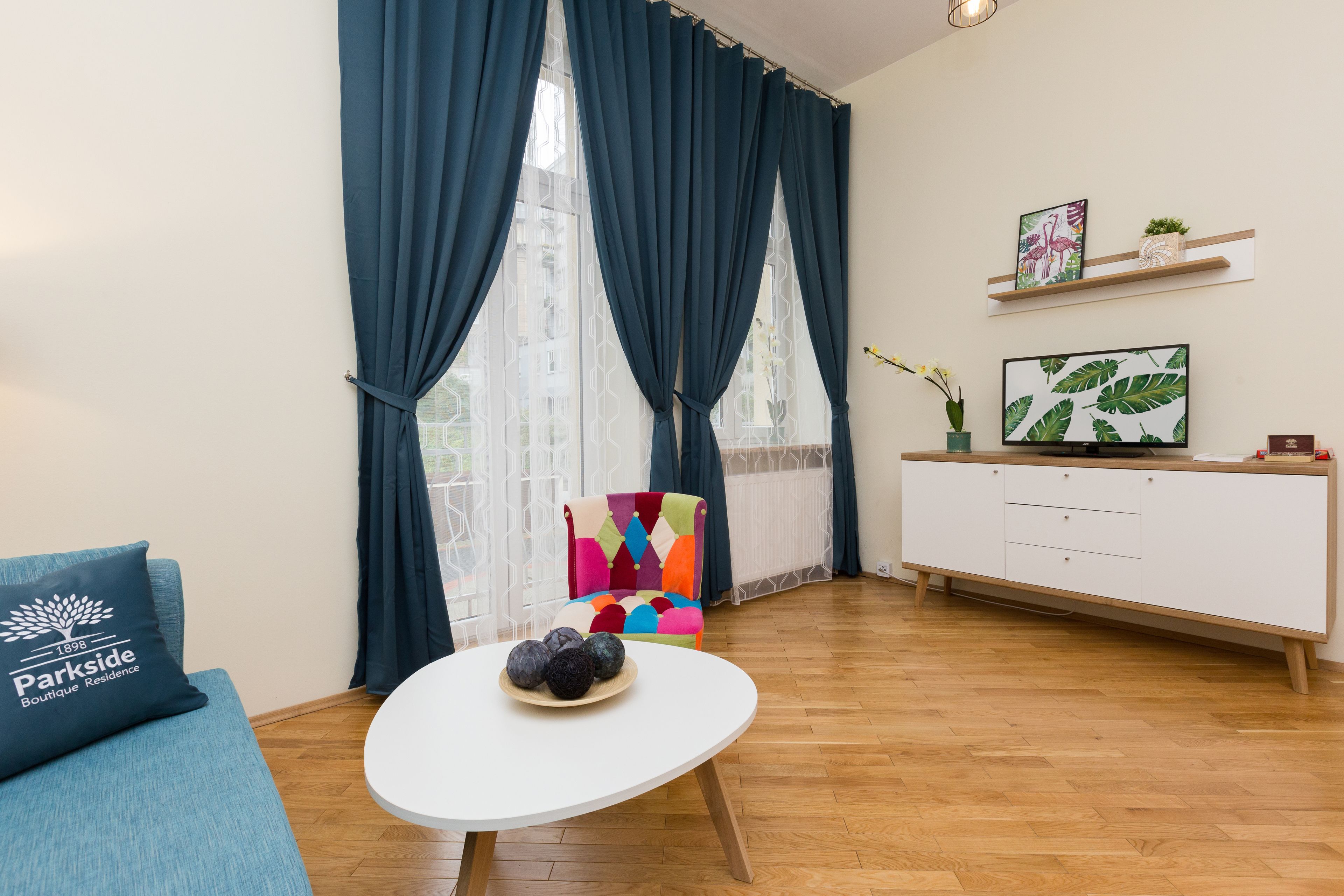 1898 Parkside Boutique Residence