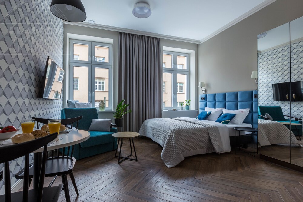 Fragola Apartments