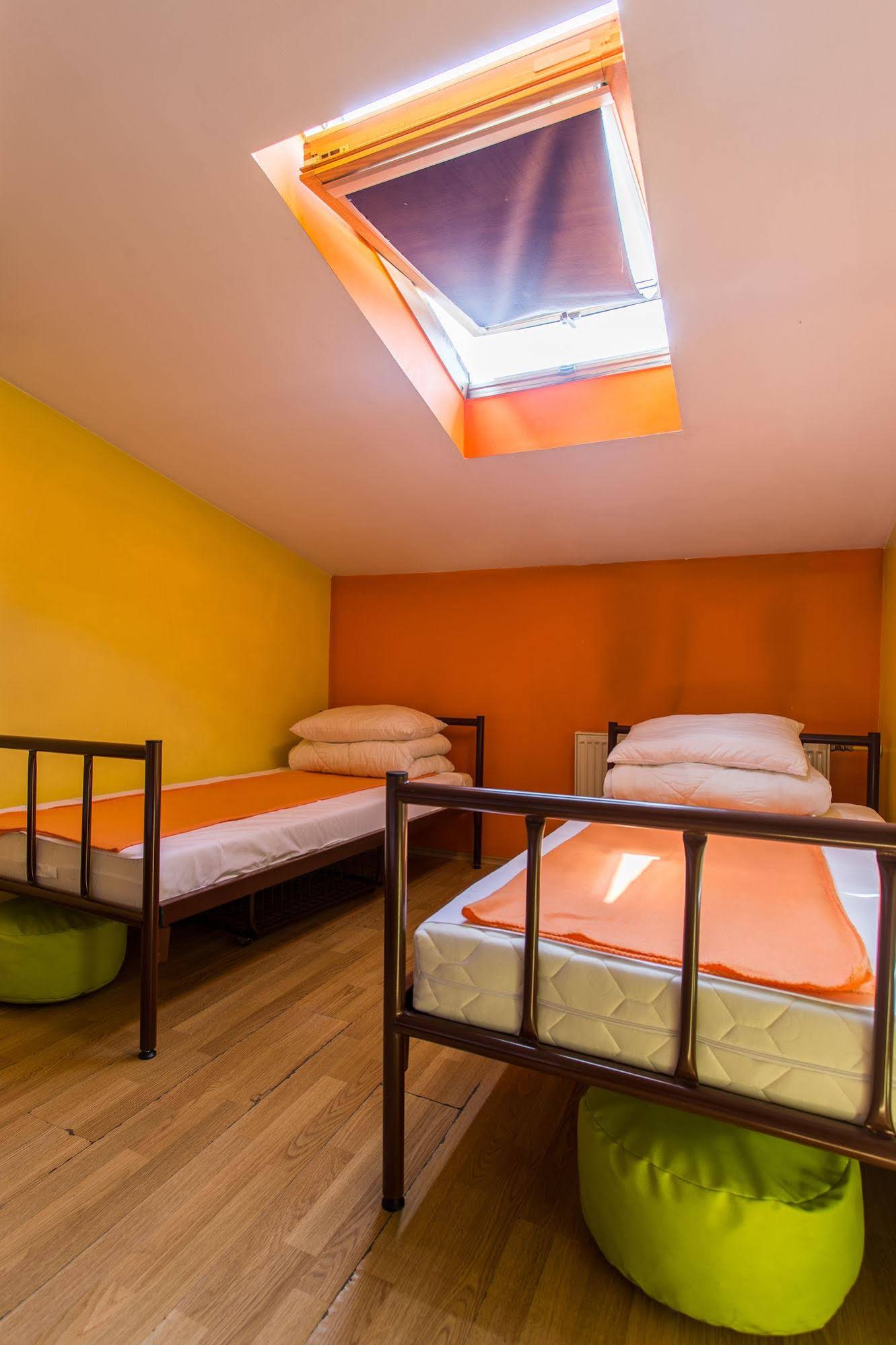 Let's Rock Hostel