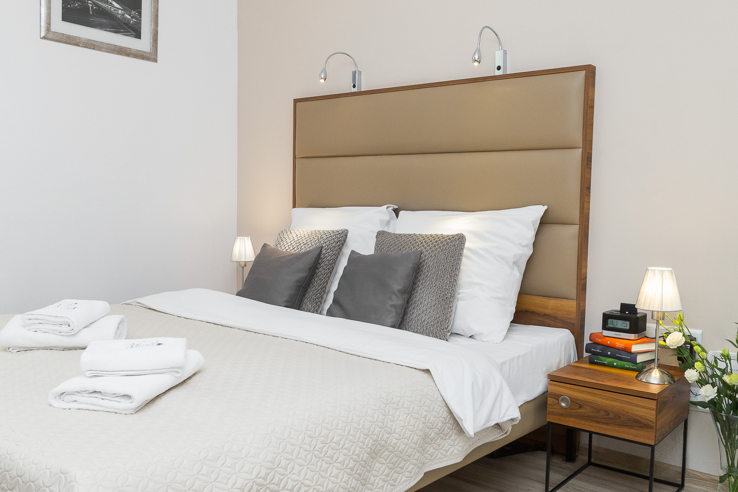 G12 Aparthotel