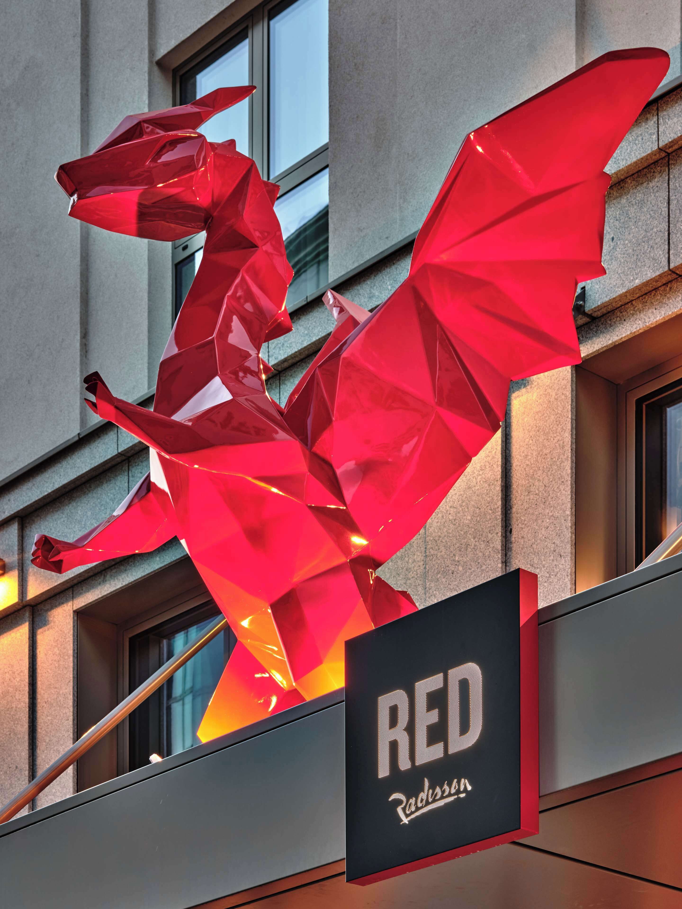Radisson Red Hotel & Radisson Red Apartments Krakow