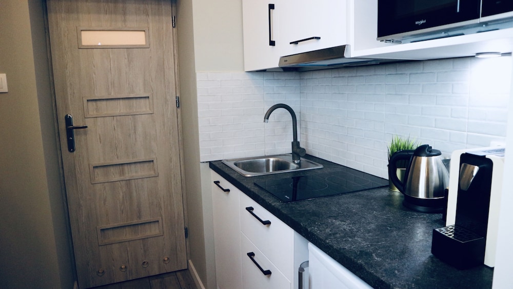 Golda Apartments