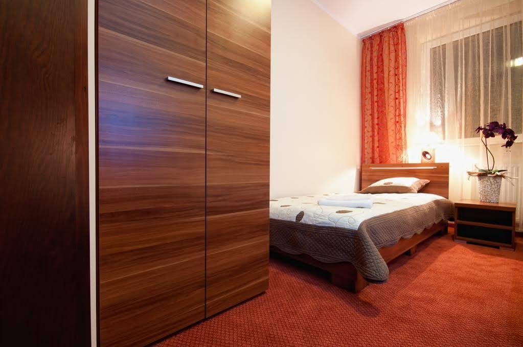 Hotel 24