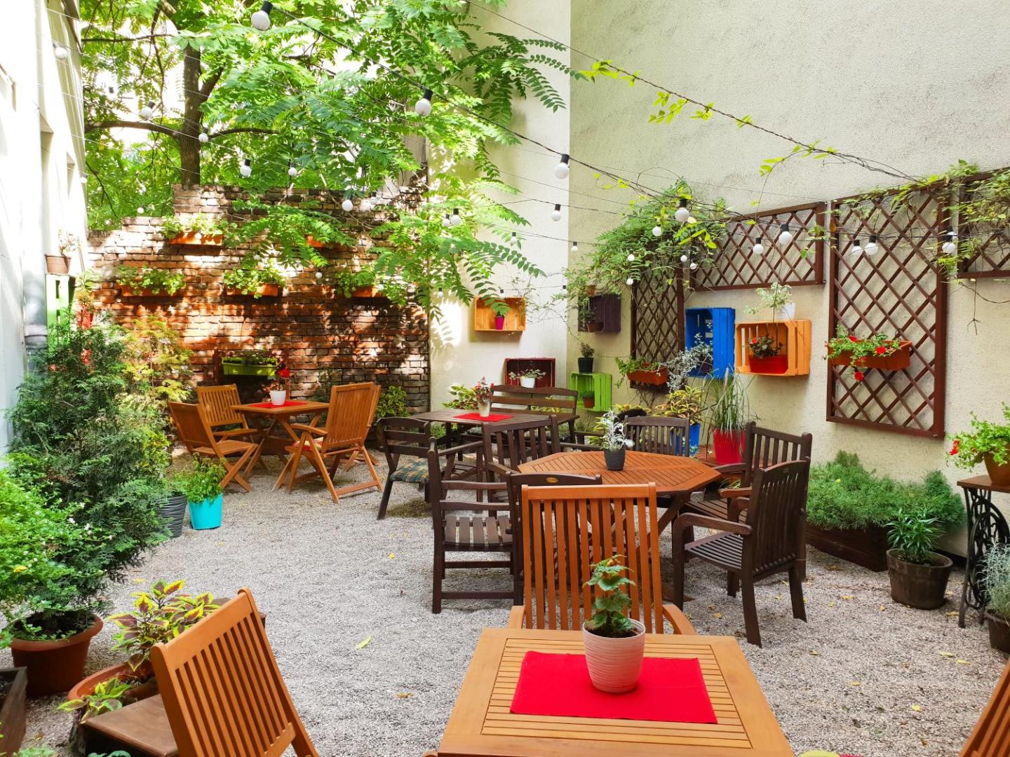Explorer Hostel