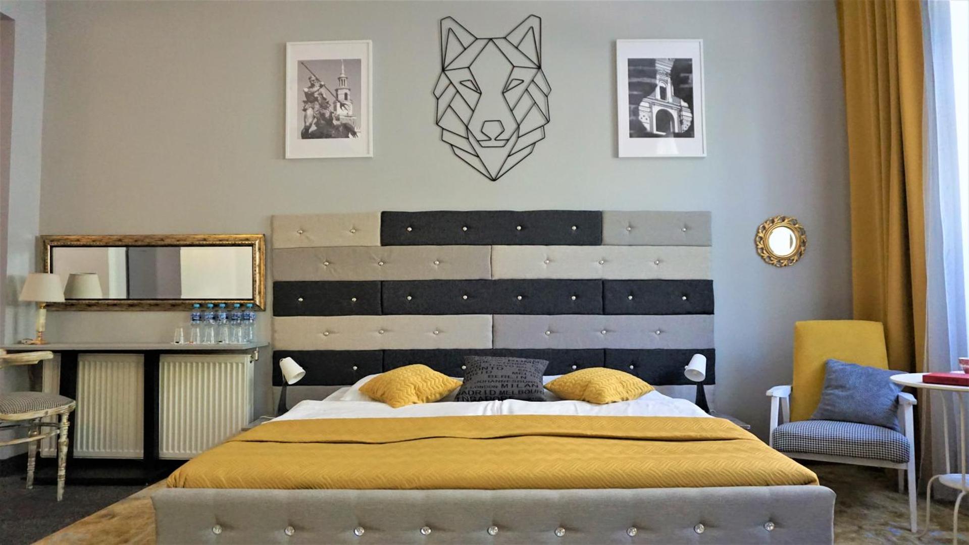 Explorer Hostel
