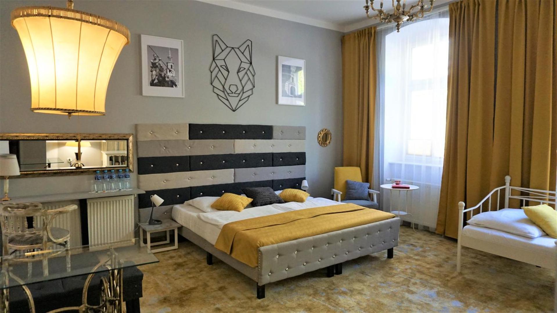 Explorer Hostel