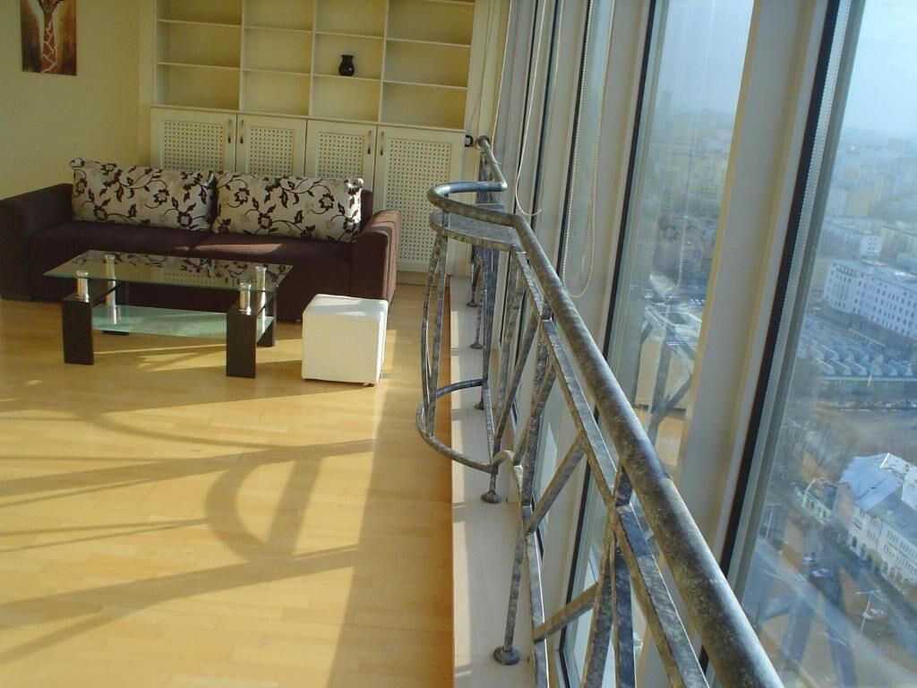 Babka Tower by Warsaw Apartments