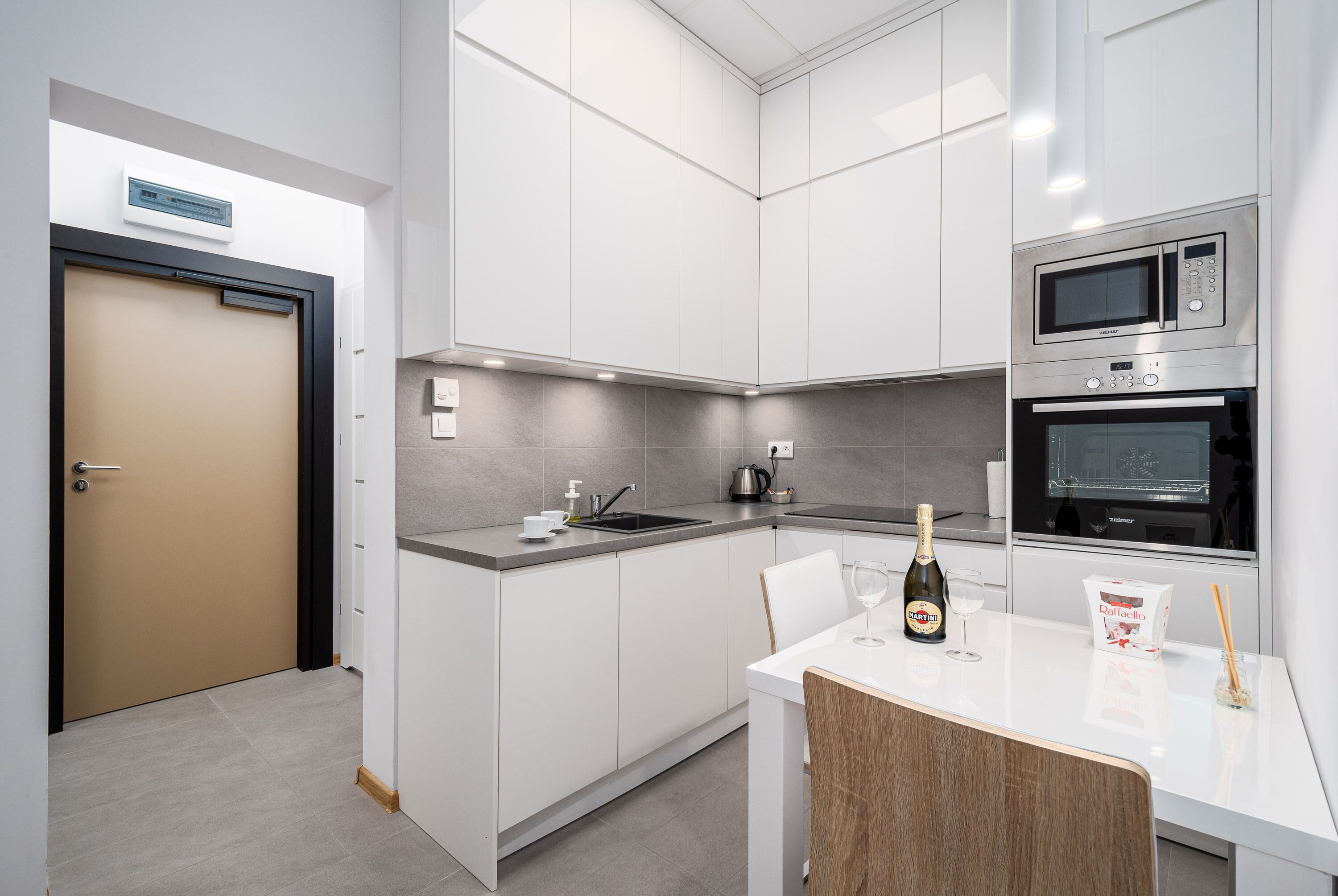 Warsaw Apartamenty - Al. Jerozolimskie 216