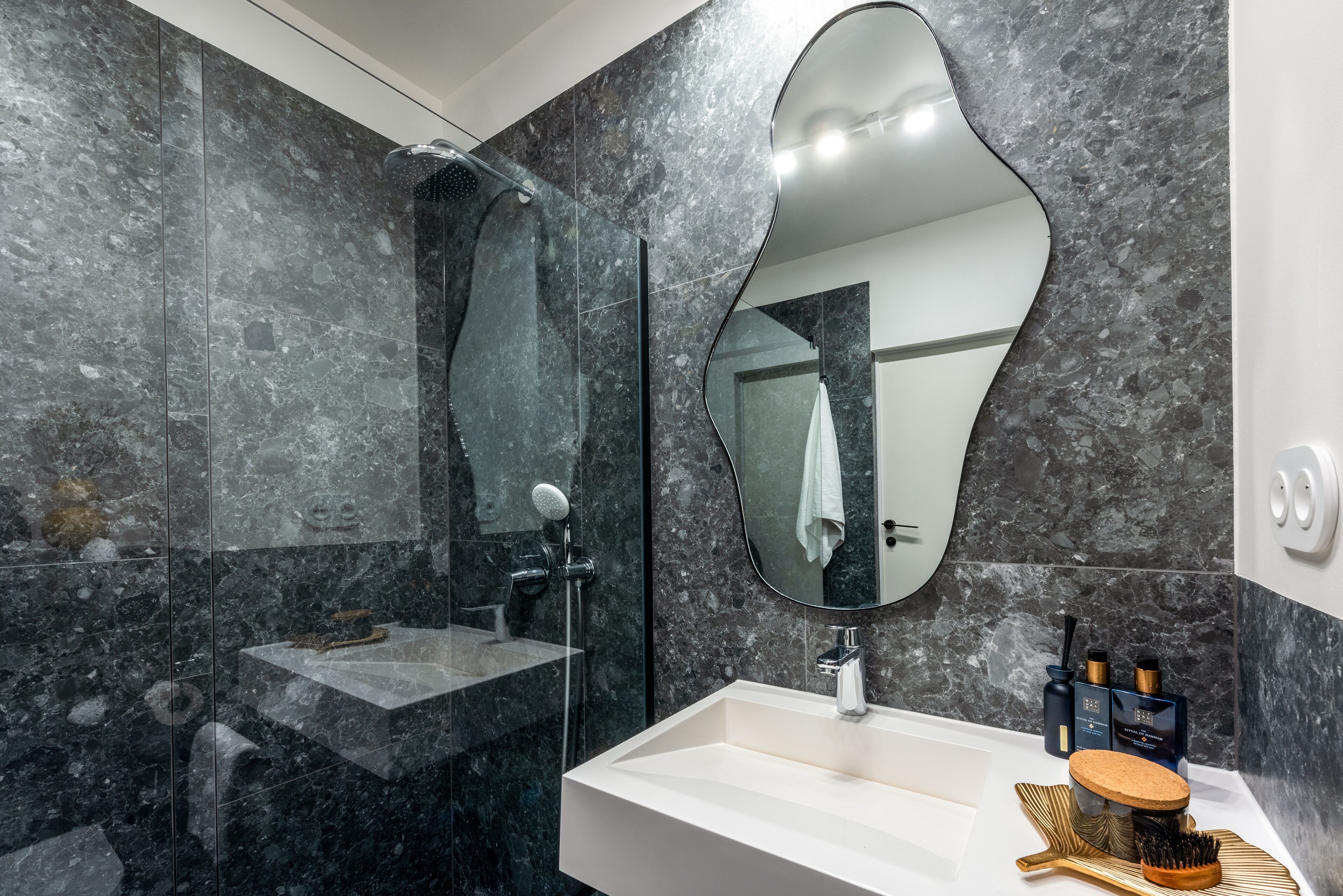 Apartamenty Wroc Witolda 38-40