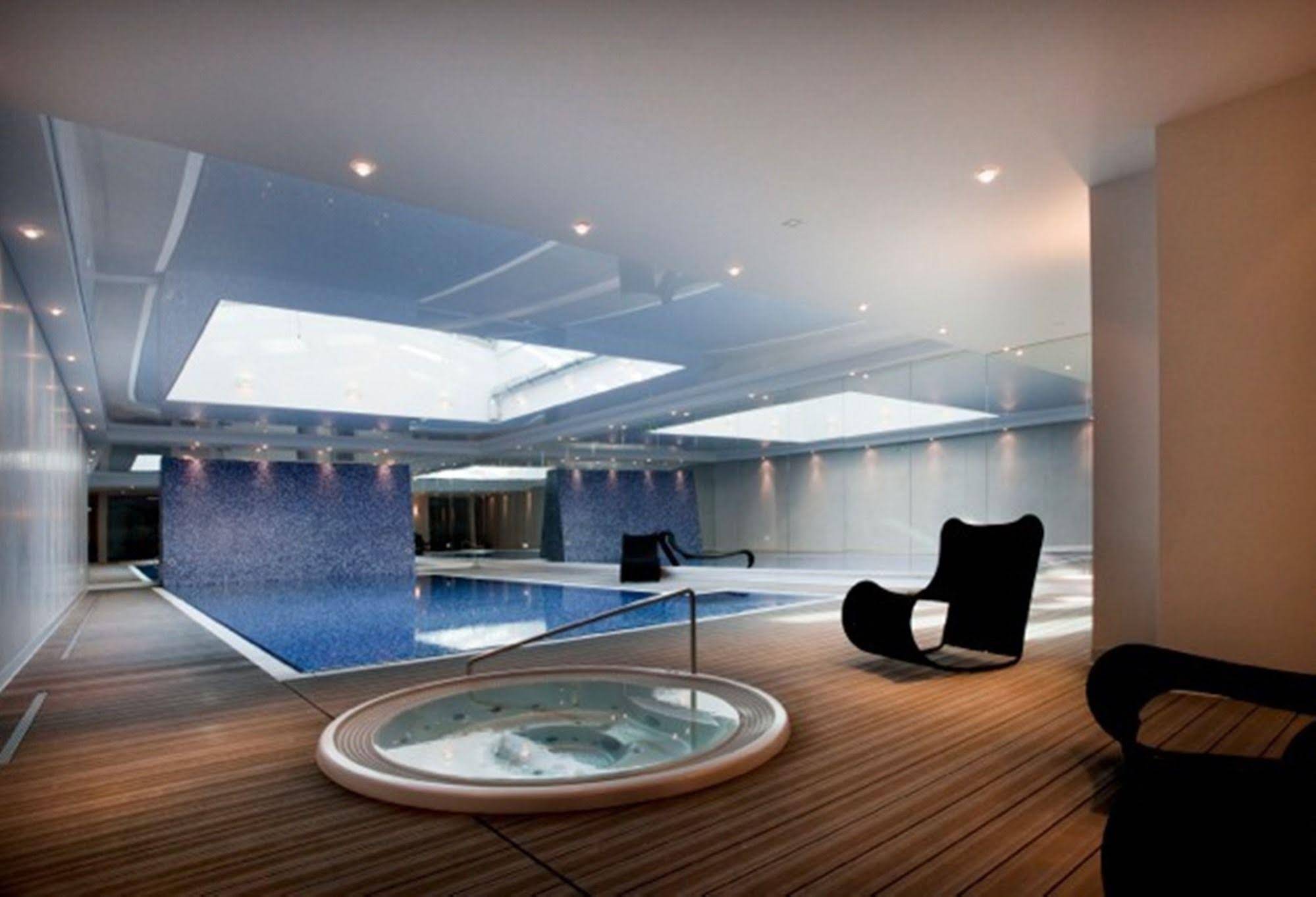 Apartinfo Waterlane Apartments