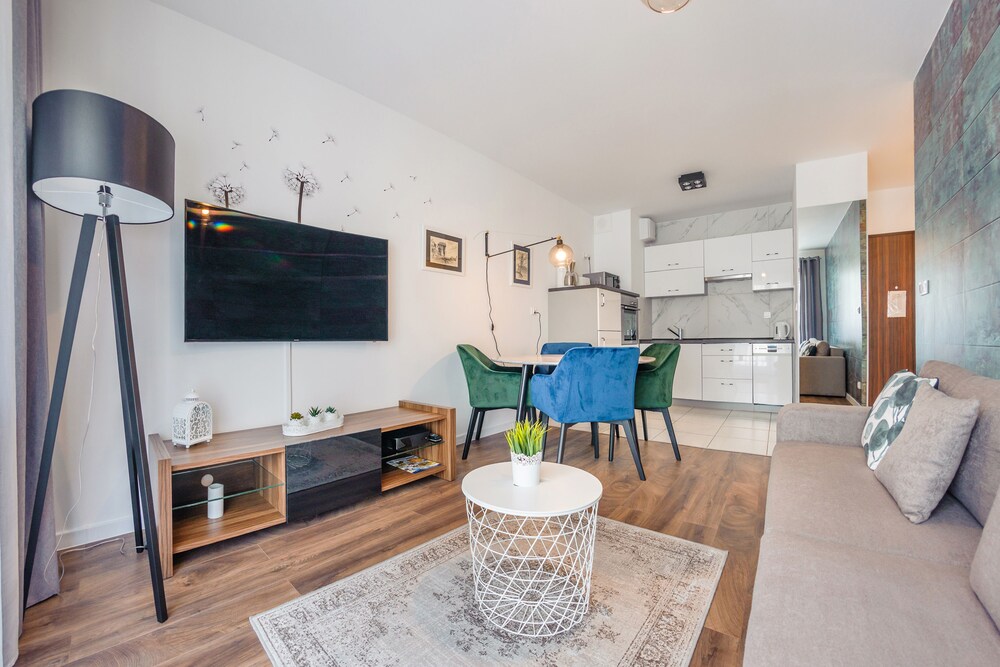 Aura by Apartamenty Sun & Snow