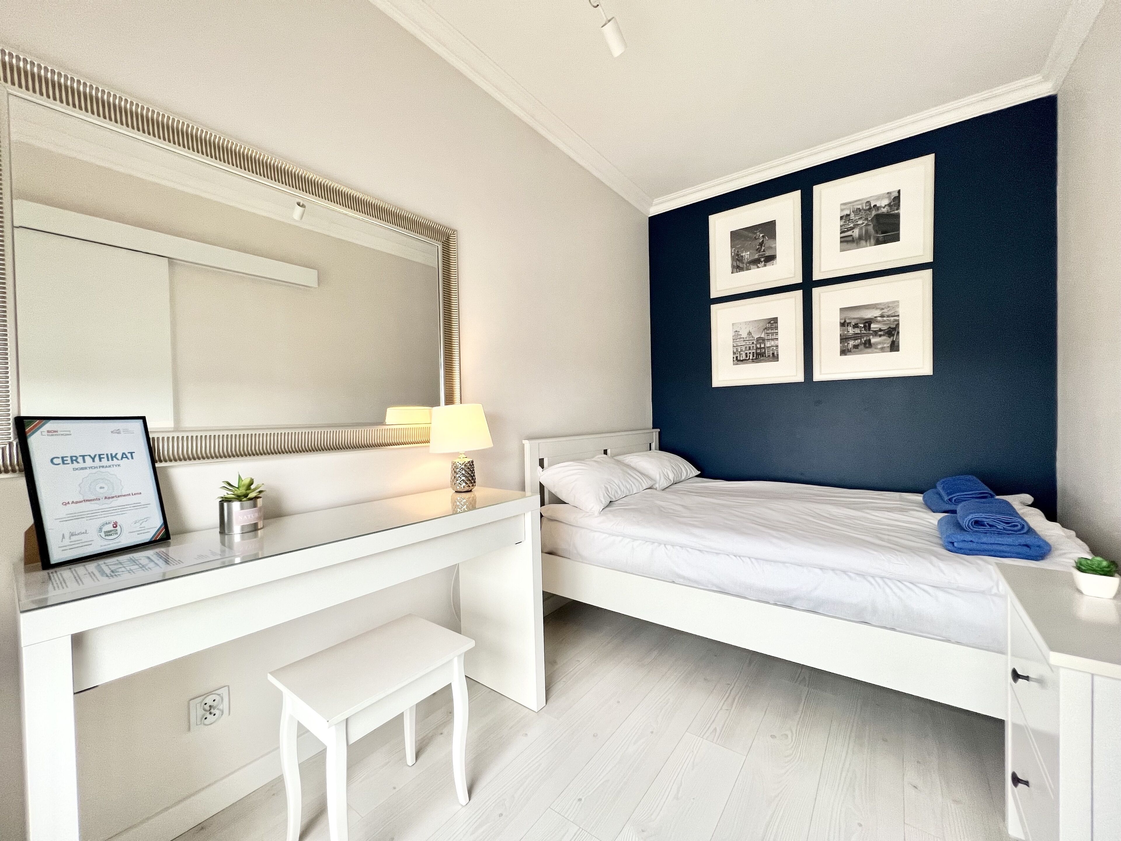 Bastion Walowa by Q4Apartments