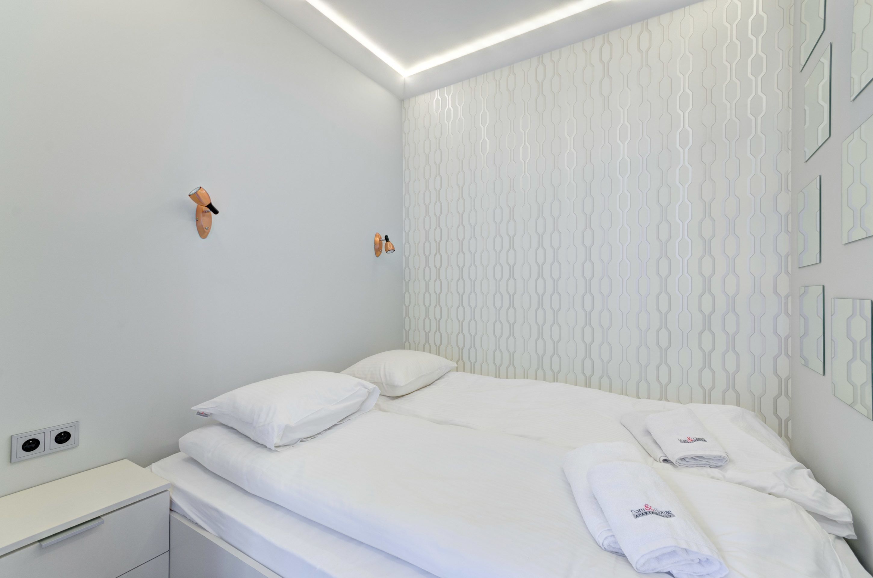 Dom & House - Apartments Old Town Ogarna