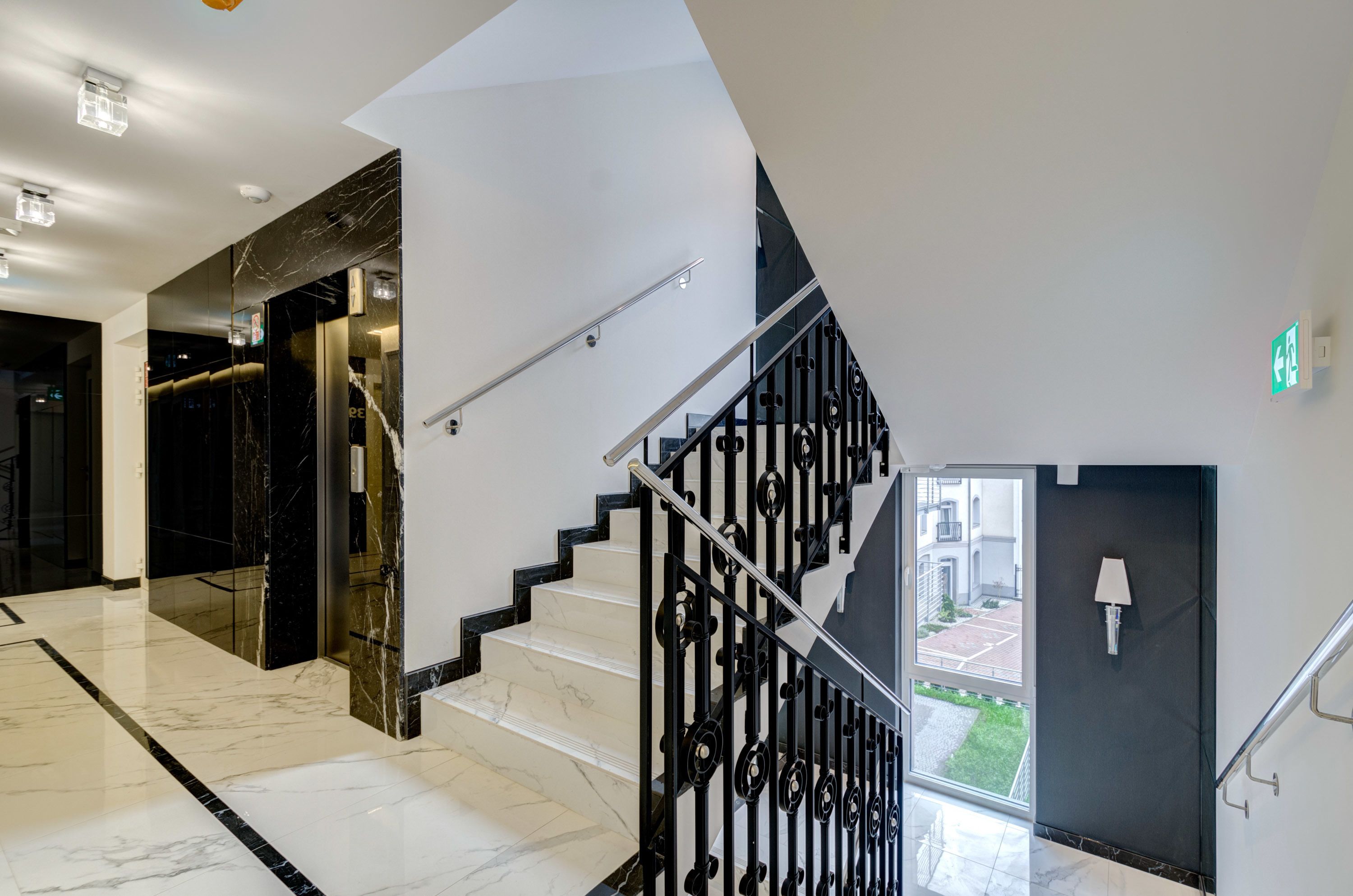 Dom & House - Apartments Old Town Ogarna