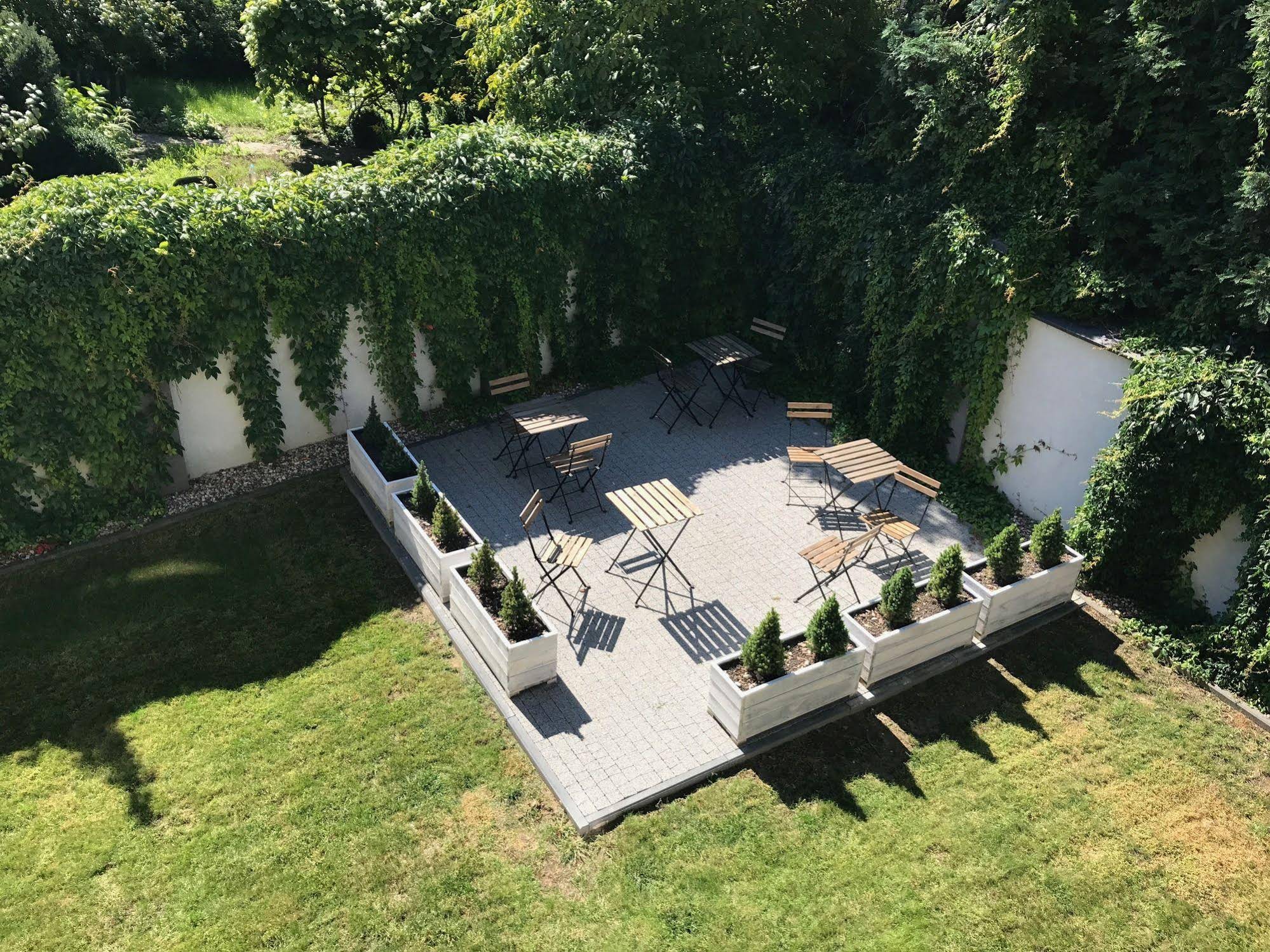 Villa La Petite B&B