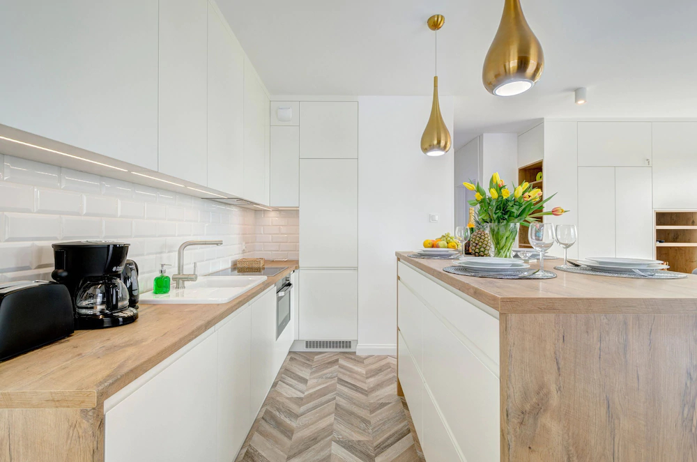 Live & Travel Apartments