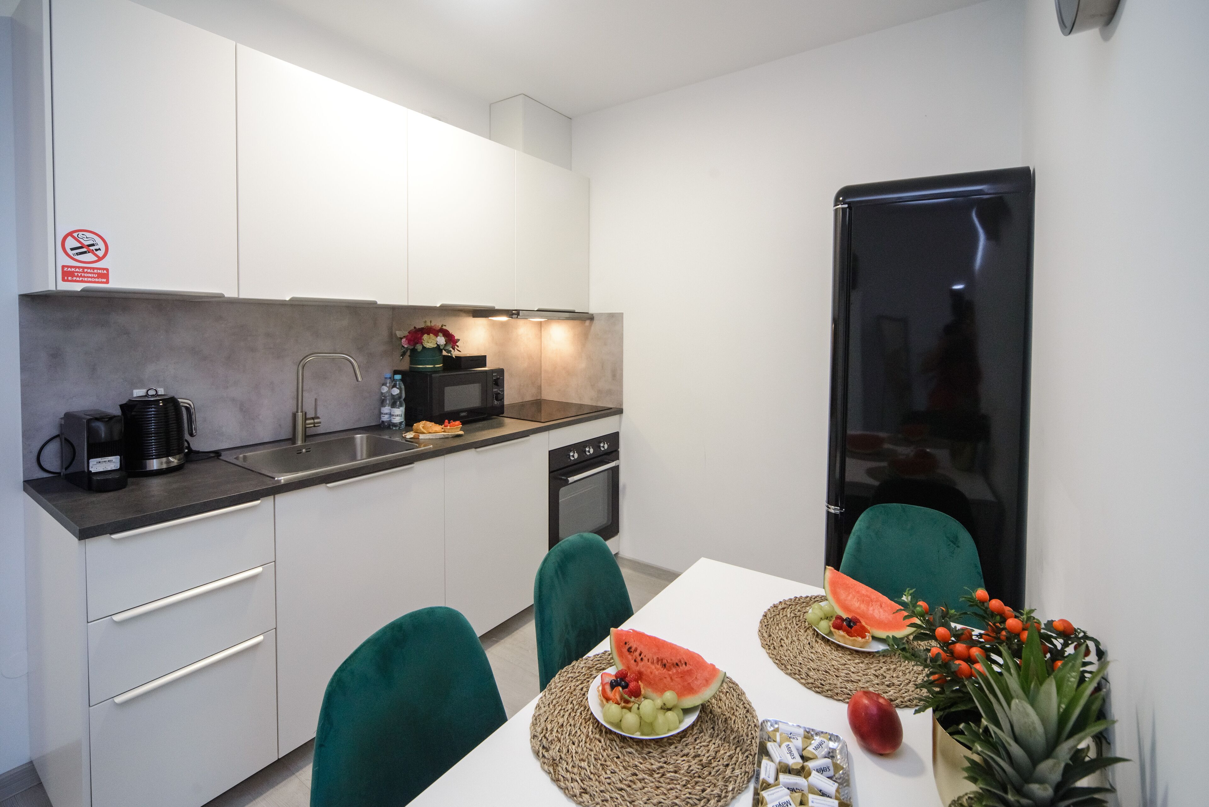 Maya's Apartments