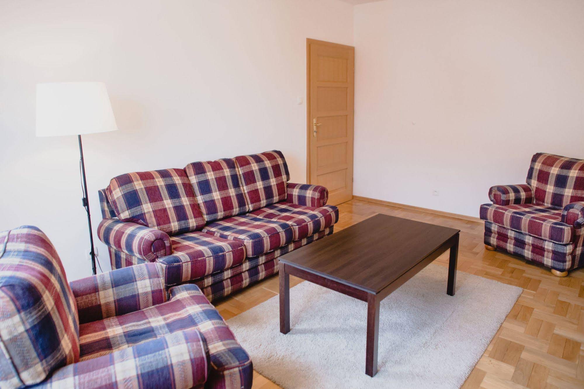 Midtown Hostel