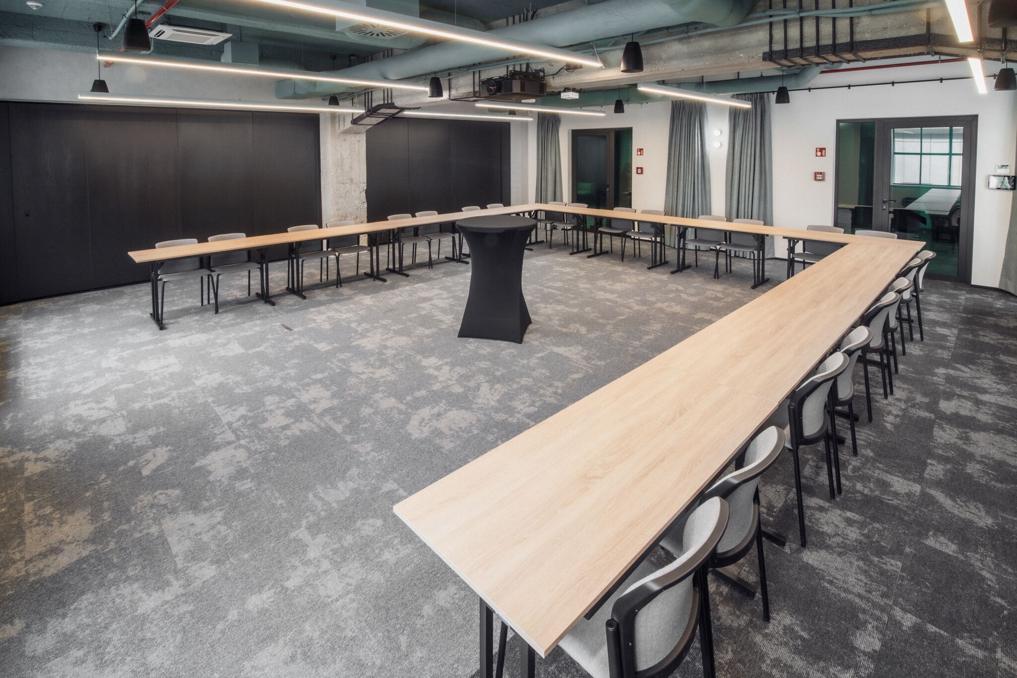 Montownia Lofts & Experience