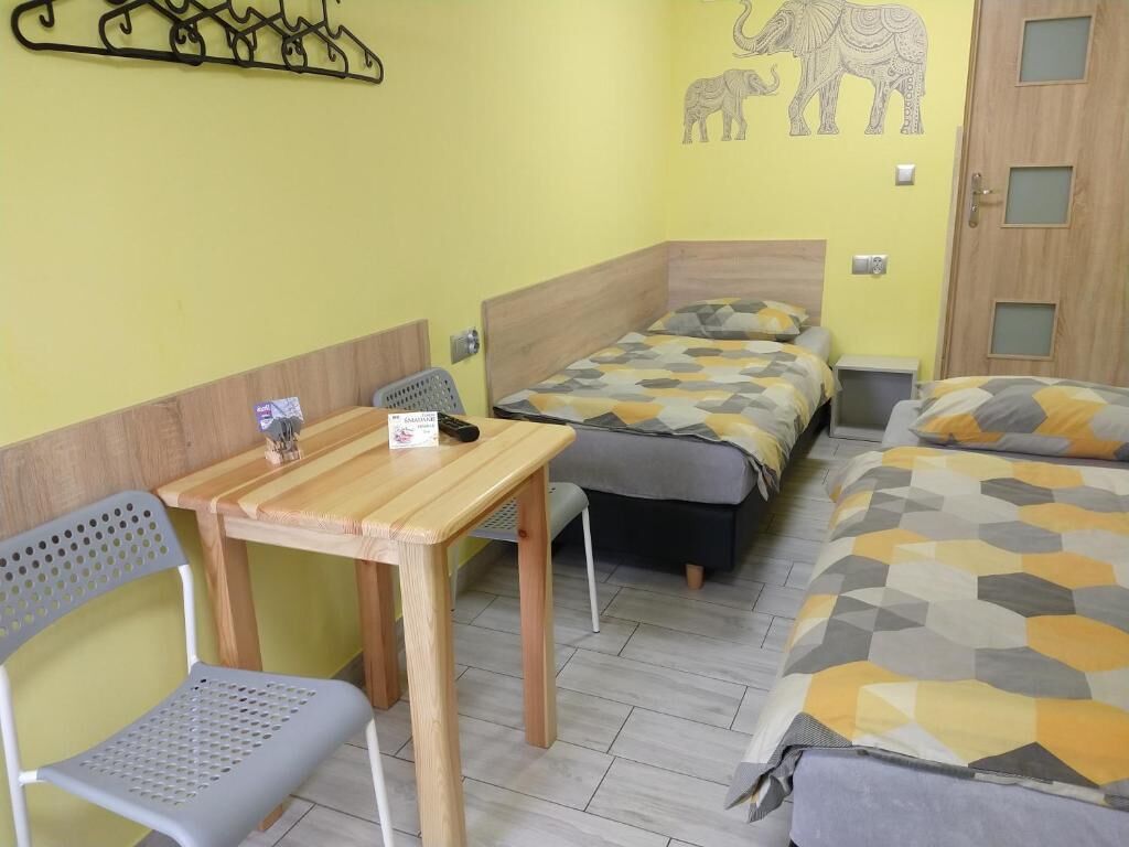 Hostel Bialy Slon