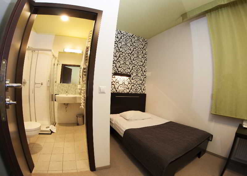 Hotton Hotel