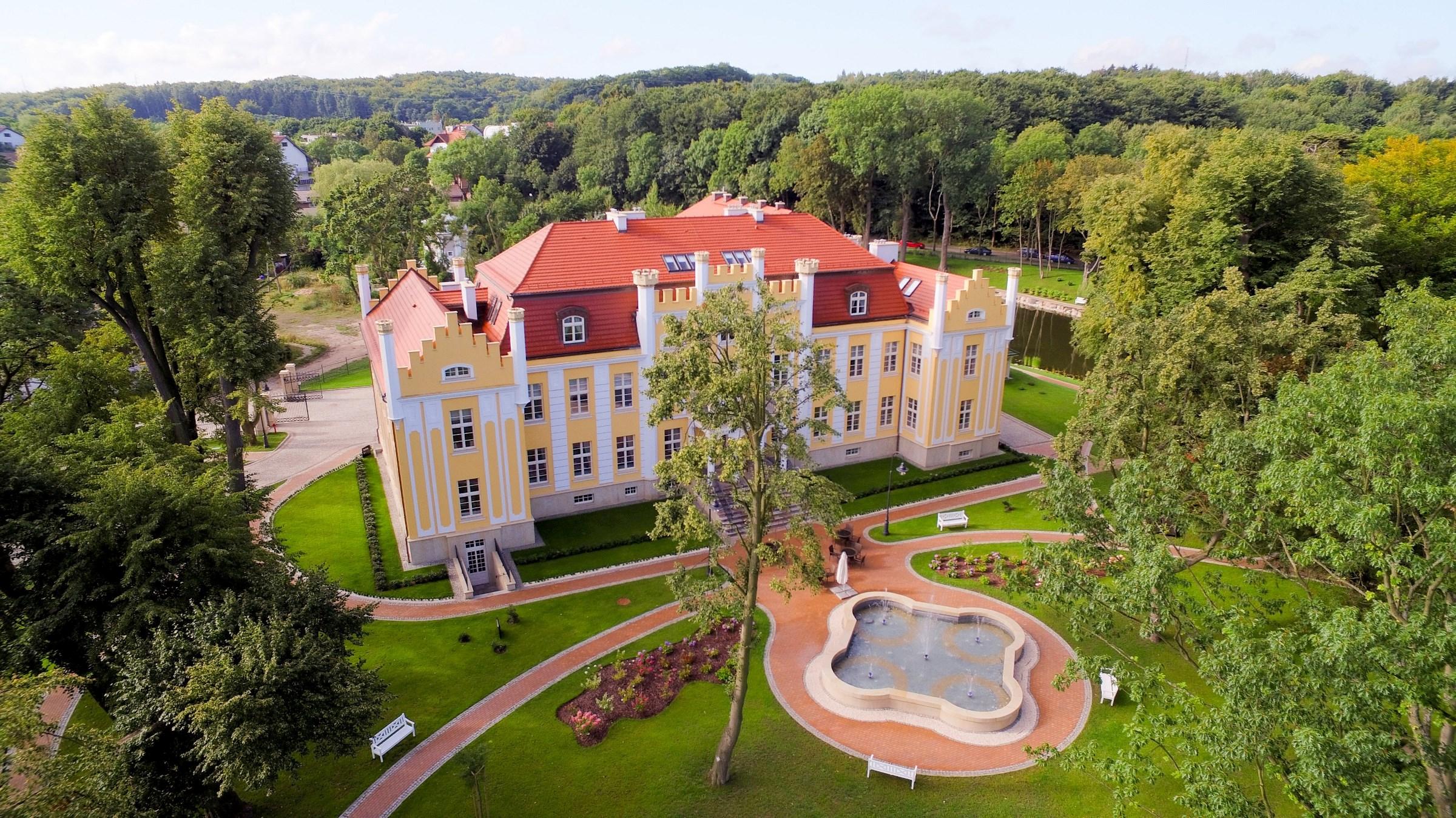 Quadrille Hotel & Spa